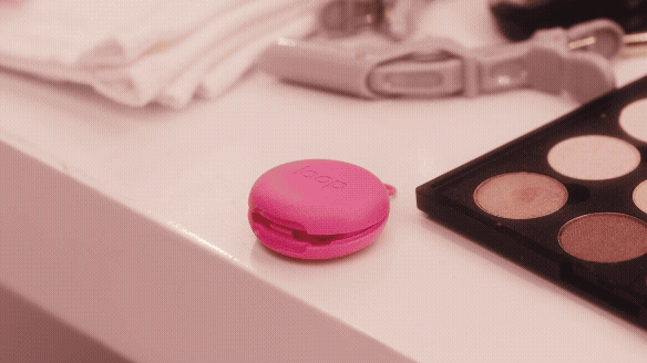 Loop Earplugs_Paris Hilton_Hero_86s_16x9 Short.gif