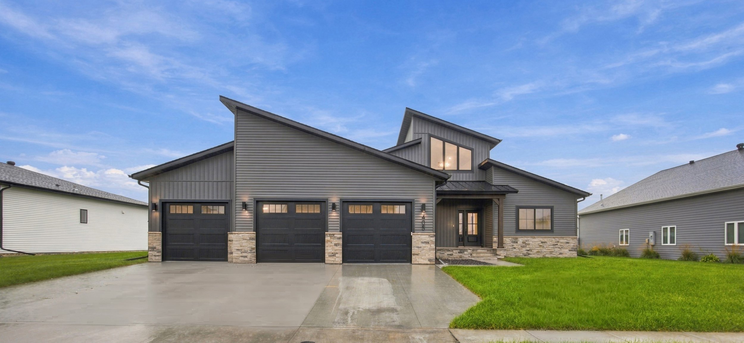 Skyline Homes Rambler 405