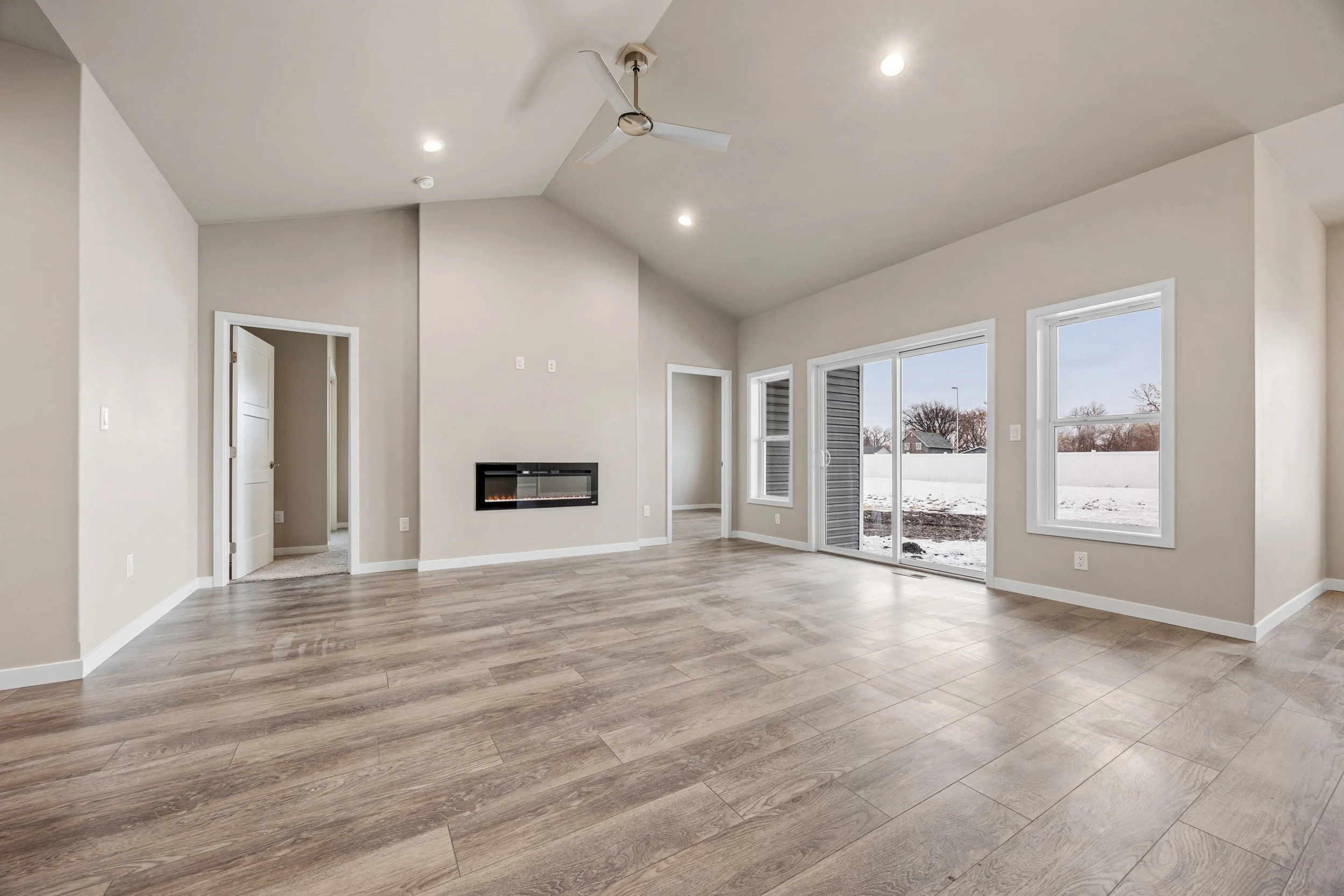 SkylineHomes_Rambler_9845.jpg