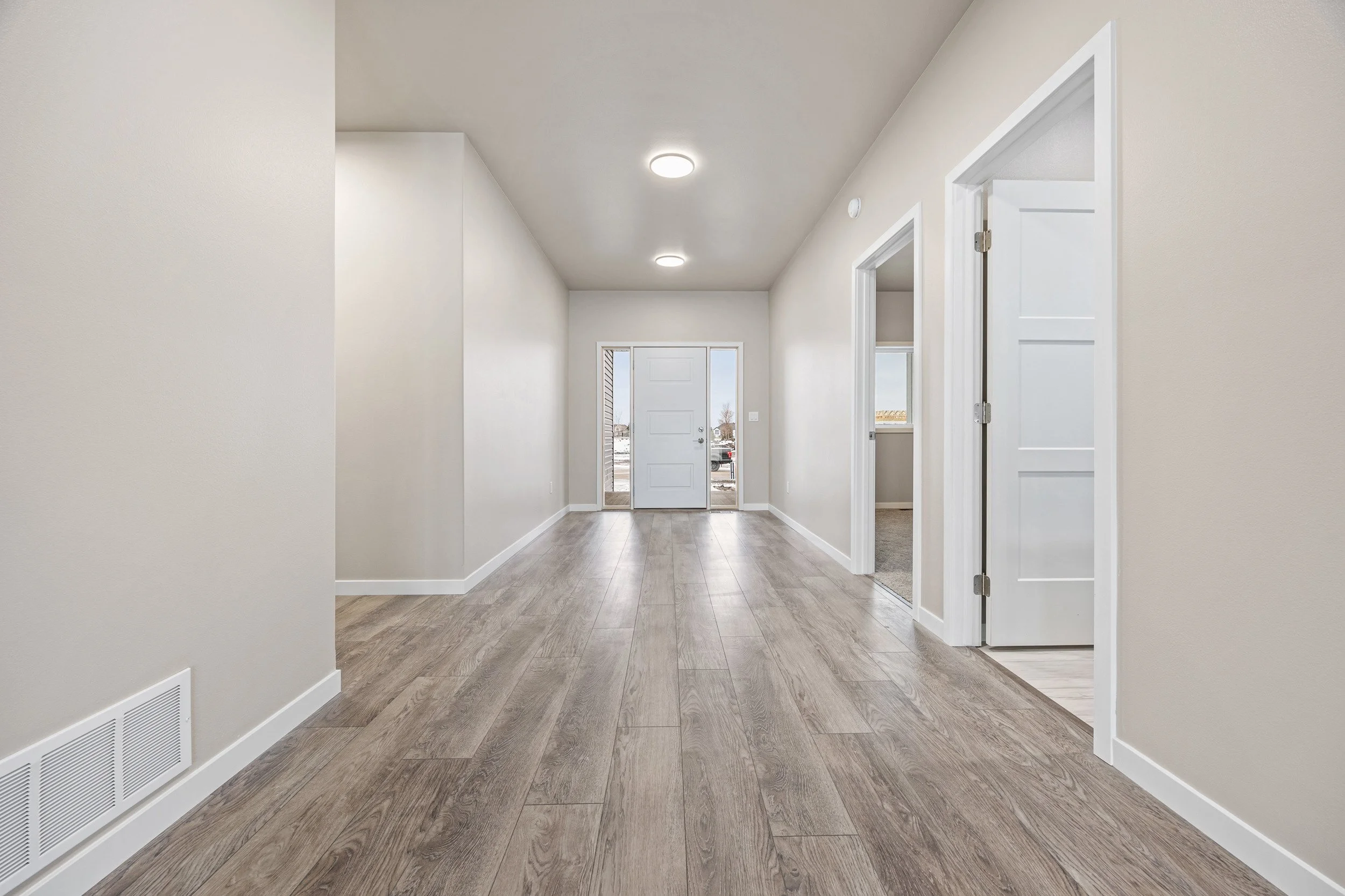 SkylineHomes_Rambler_9893.jpg