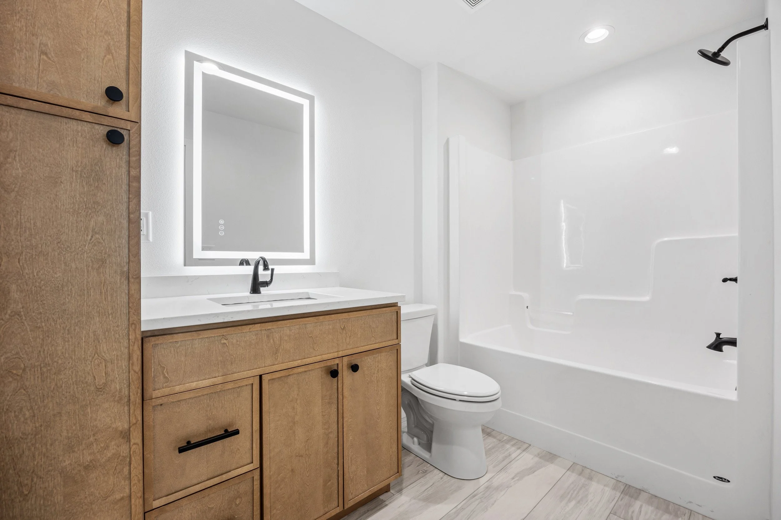 69TwinHome_SkylineHomes__9308.jpg