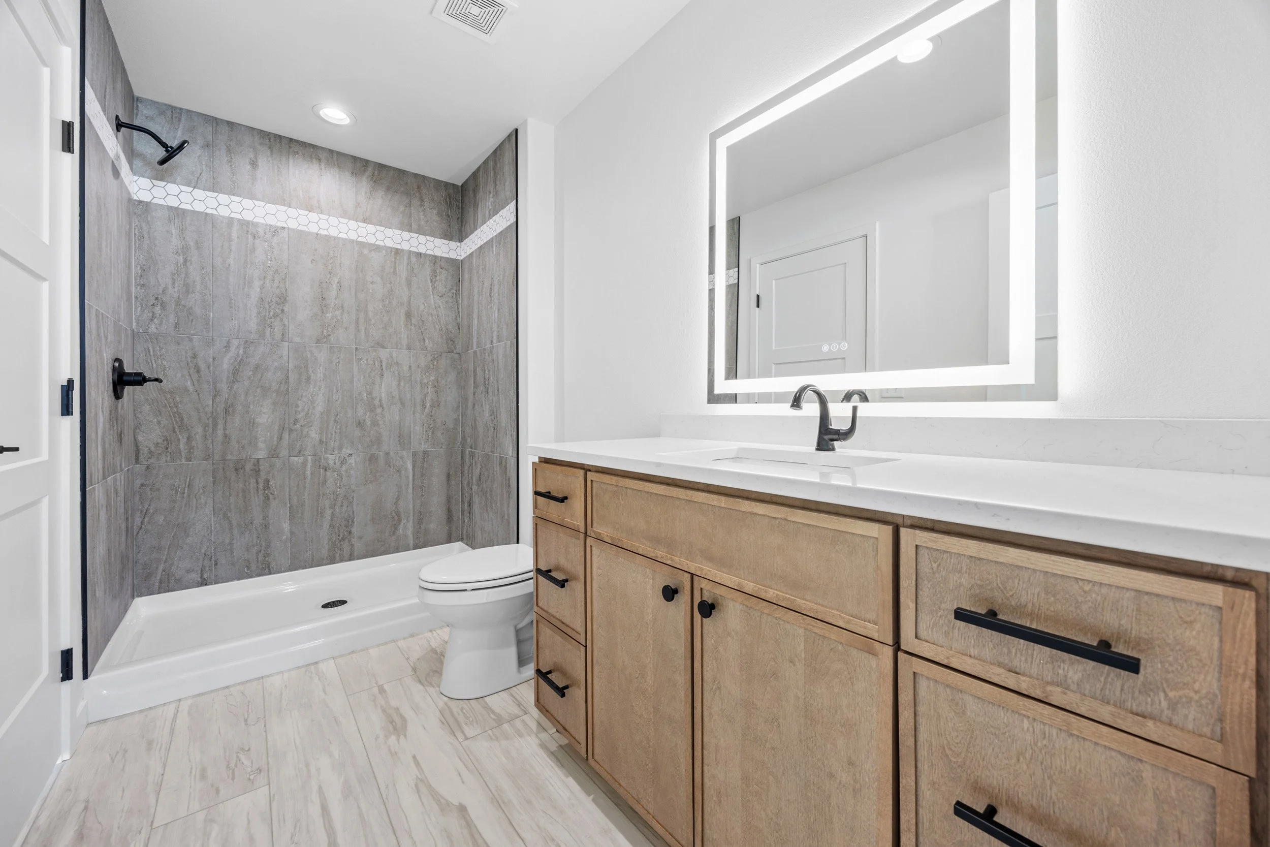 69TwinHome_SkylineHomes_9278.jpg