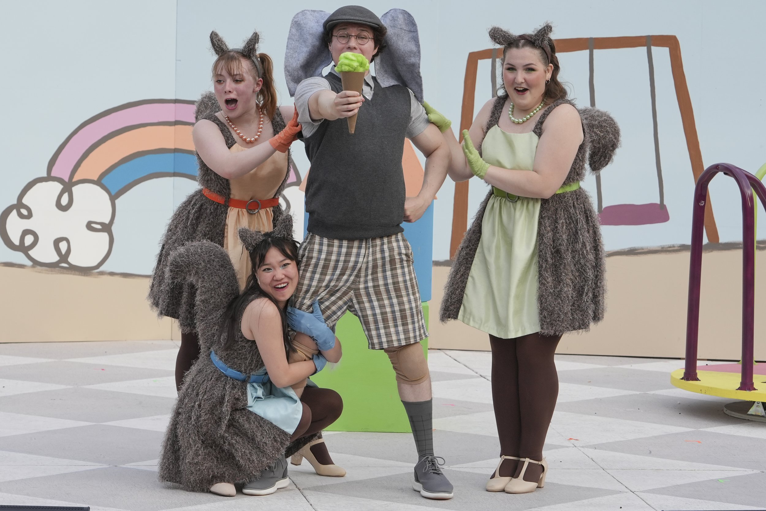 Elephant and Piggie-283.jpg