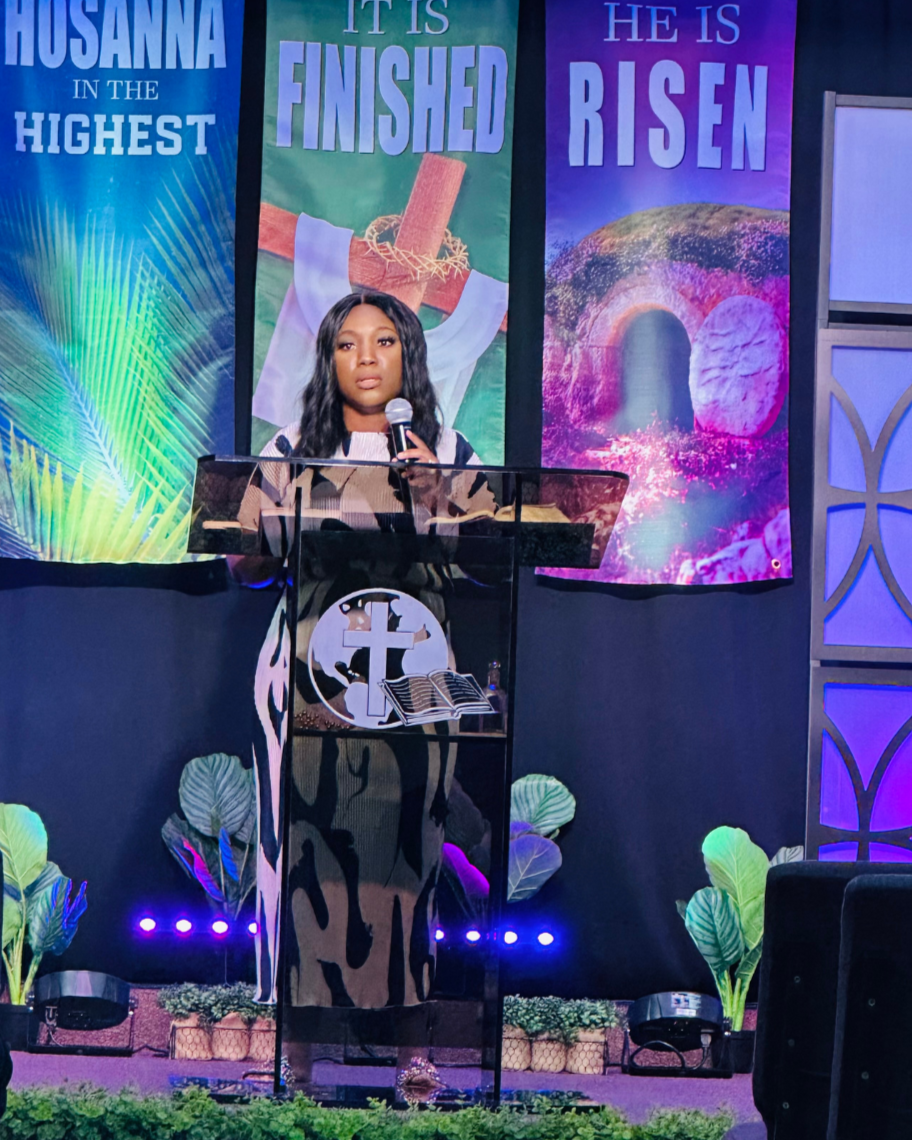 Angela B Favored with Stand with God in Orlando for a meetup.