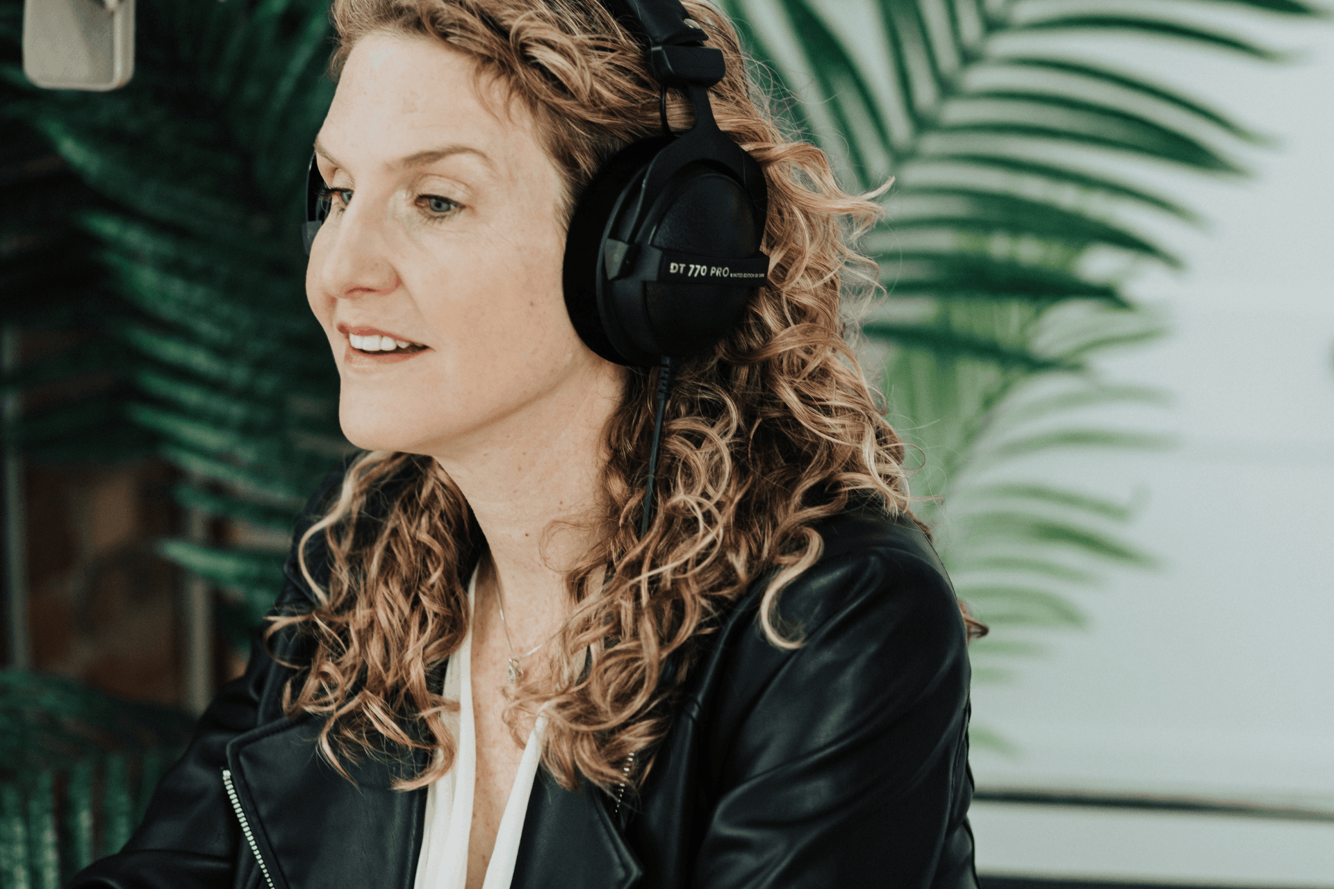 recording professional voiceover explainer videos