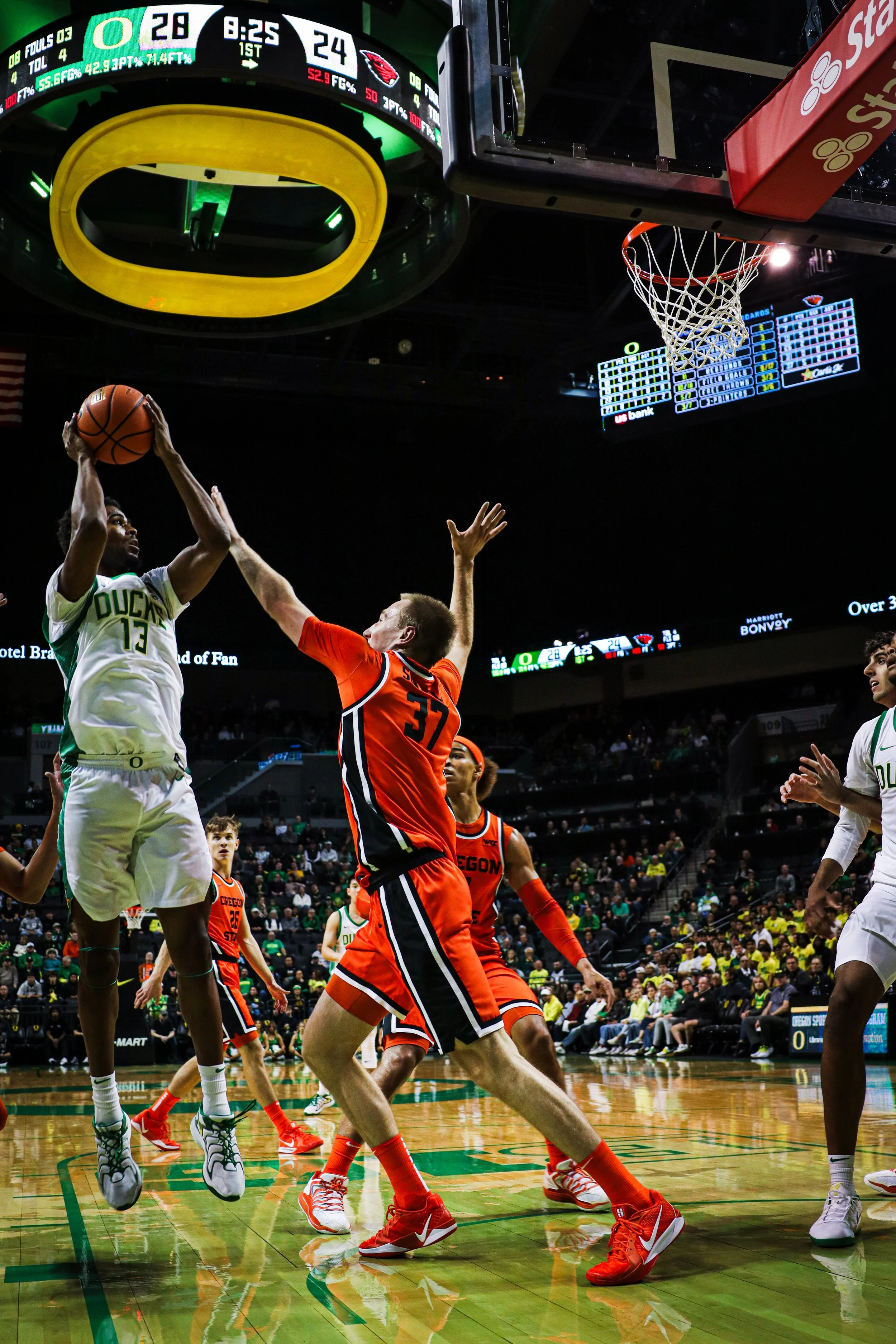 college basketball fade-away basketball game