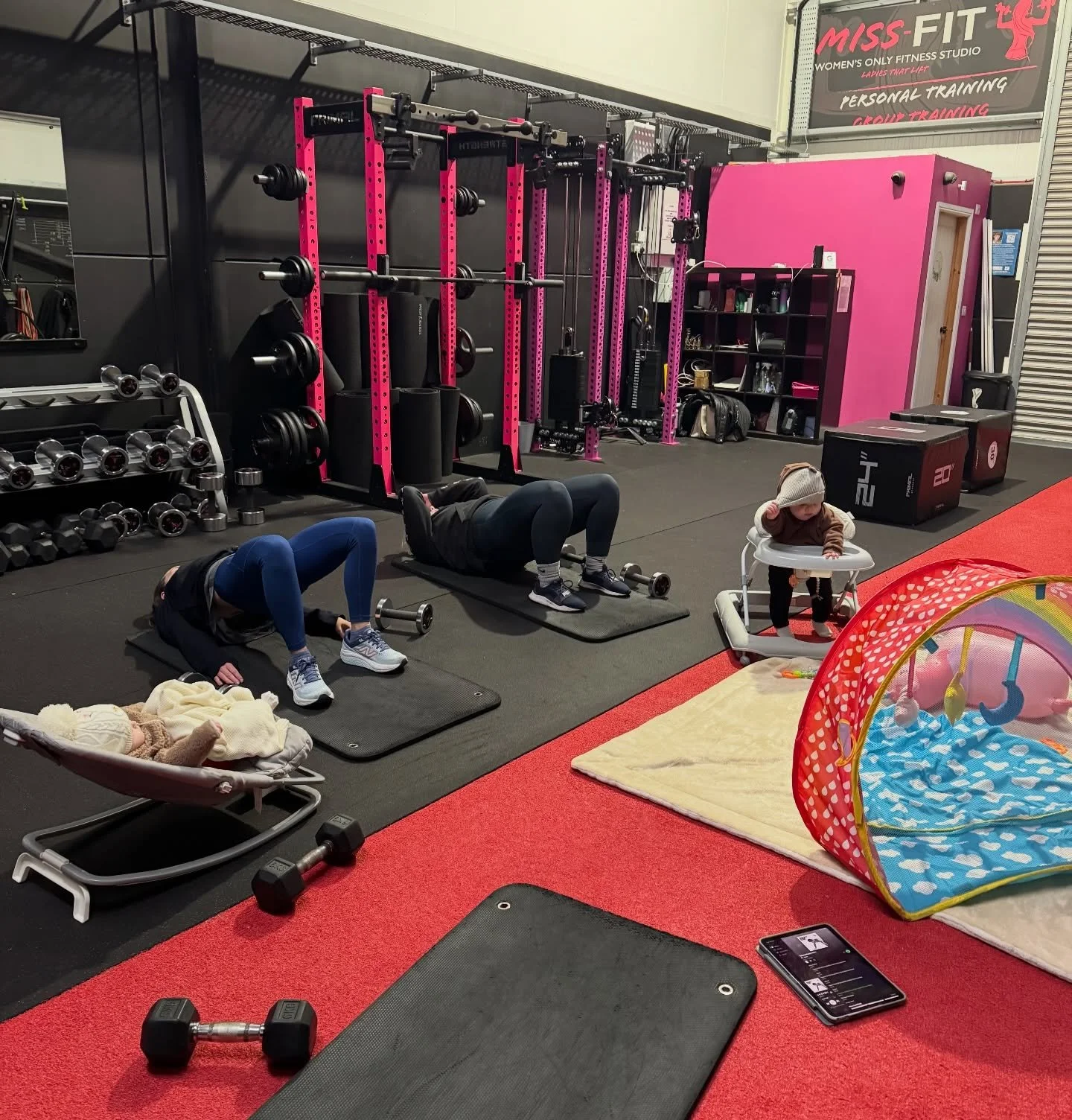 Fridays are my fave! 👶☺️

It might&rsquo;ve been a quieter Friday,
but these mamas still showed up 💪
Moving, rebuilding strength &mdash;
all while their little ones played beside them 💜

If you&rsquo;re seeing this thinking &ldquo;I&rsquo;d love t