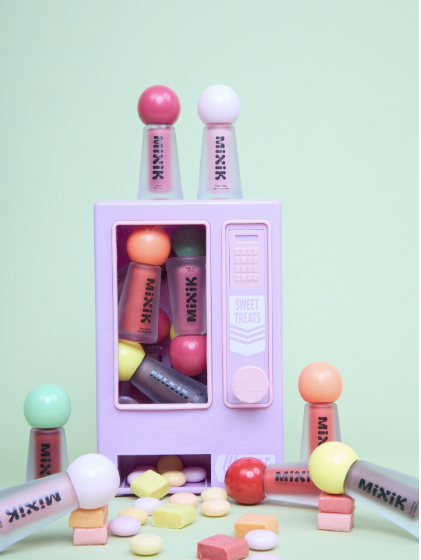 Pop, Swipe, Shine with Gumball Lips - MIXIK SKIN