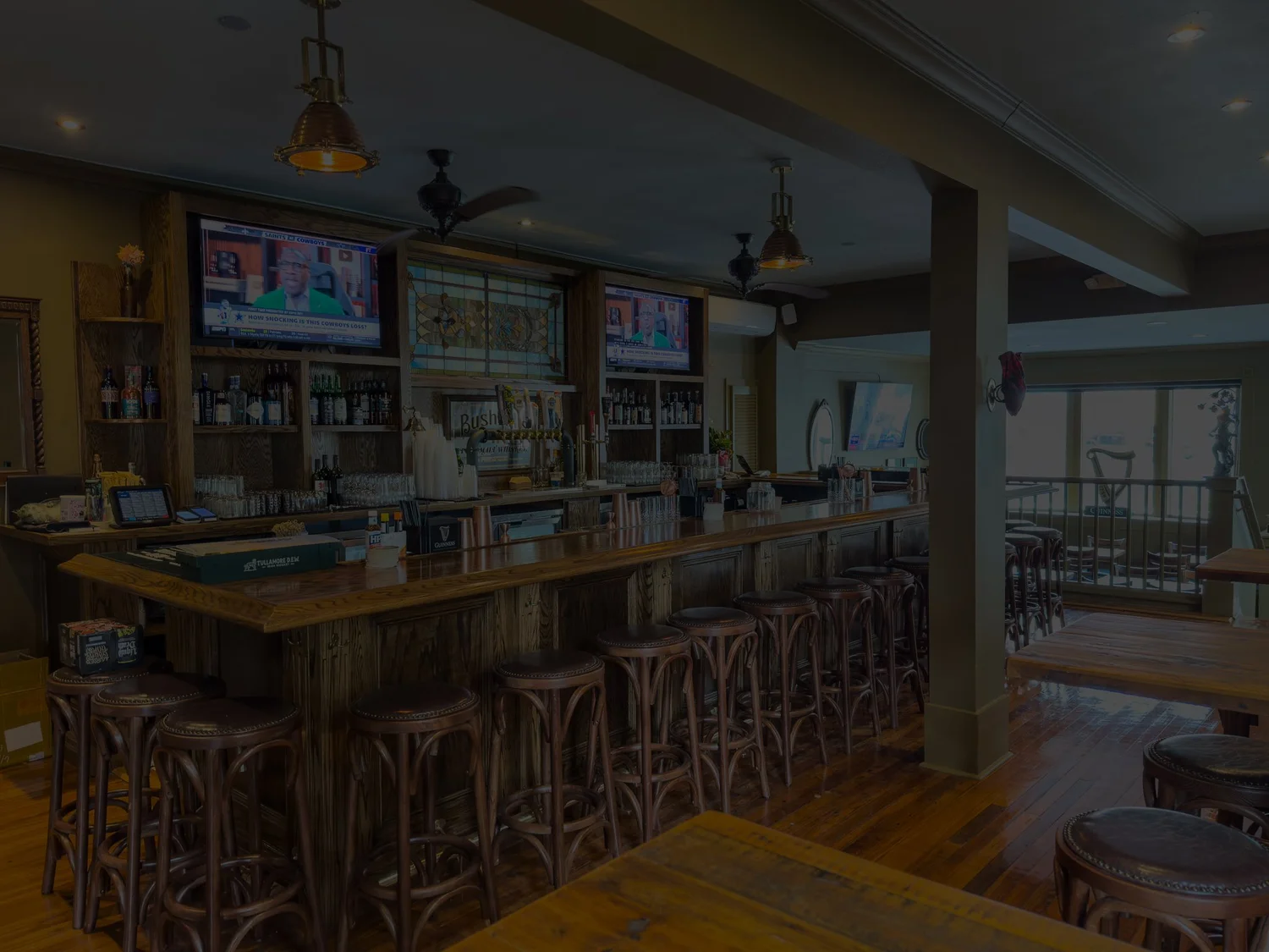 Bar photo 1