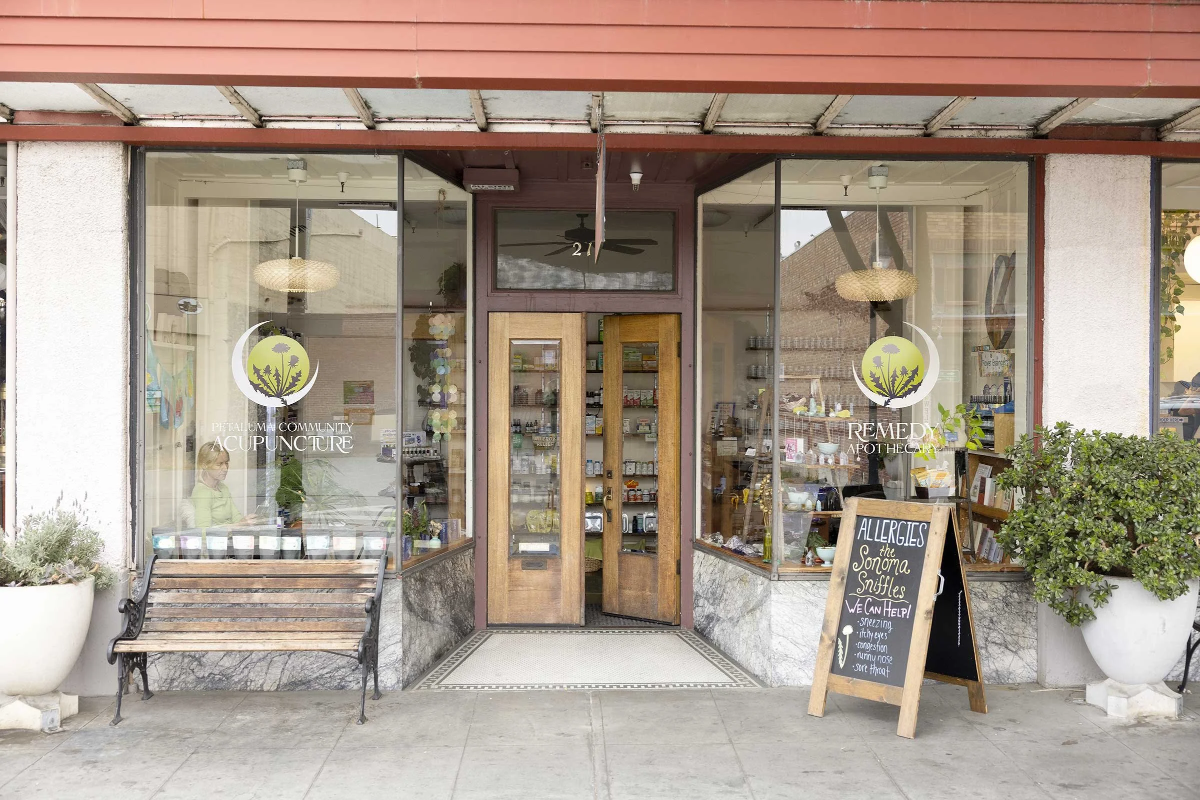 Front view of Petaluma Community Acupuncture & Remedy Apothecary from the street.