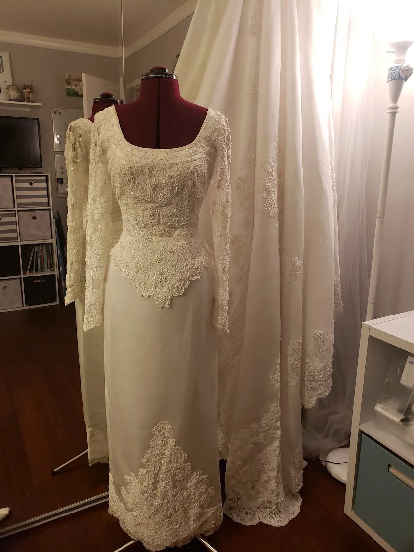 Moms dress front for Keepsake robe.jpg