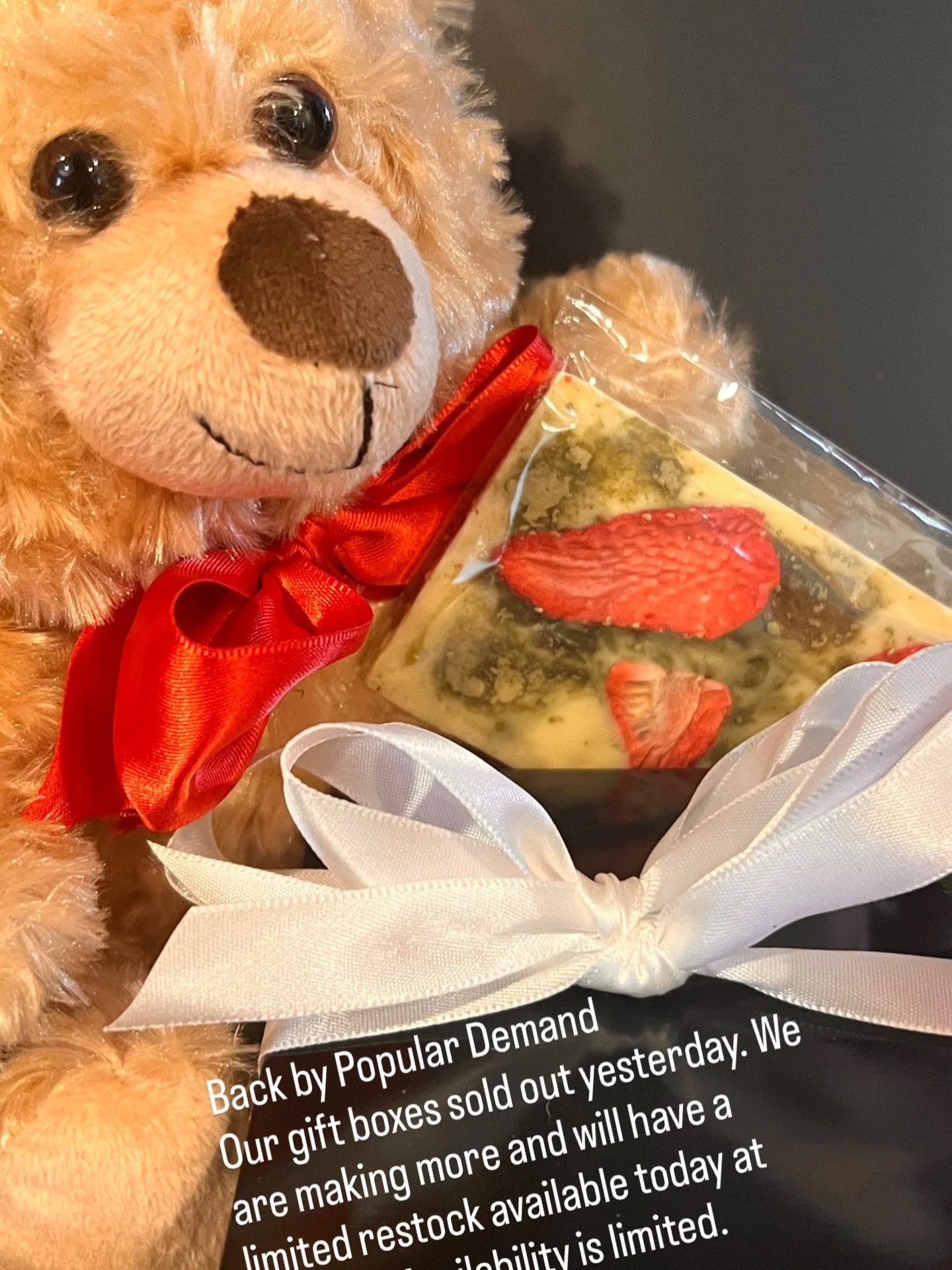 Gift Boxes Restocking Today
Sold out yesterday. Limited gift boxes available again at 1 PM today.