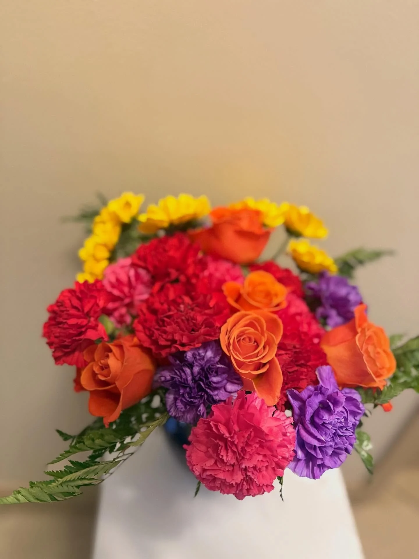 I wanna thank everyone for supporting me and ordering from gifts of flowers. I would like to thank  @donbusy_  @ahsyak @jonahrolon  and my family for especially sticking by me and encouraging me to continue strong and give the best that I can. I will