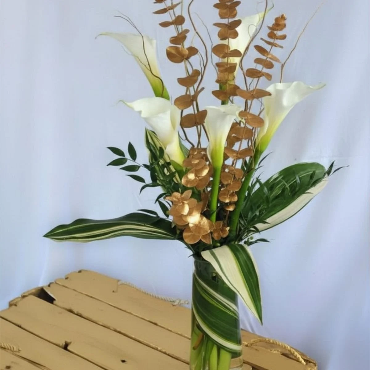 Gifts of Flowers TA Golden Gala Lili.jpg