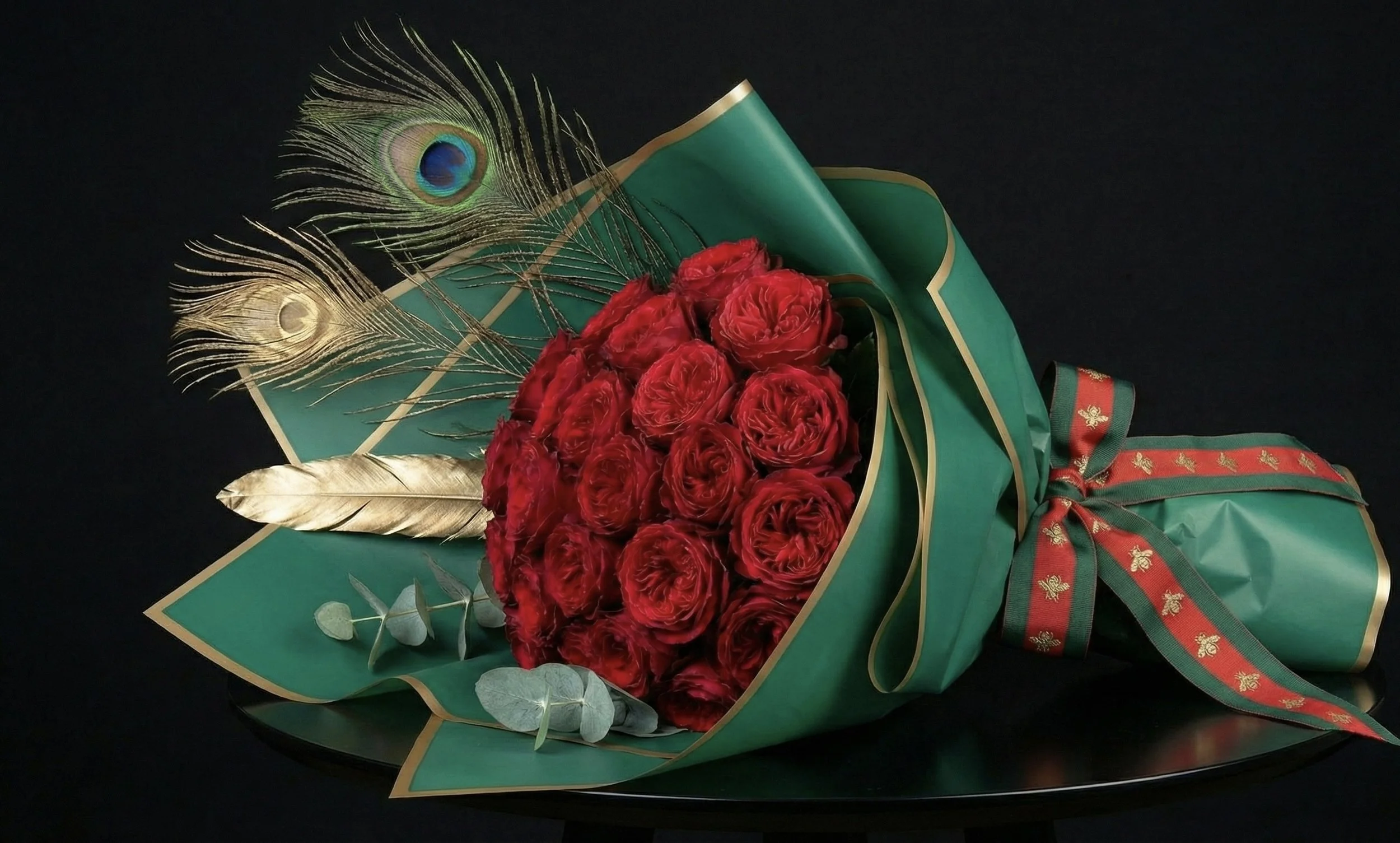 Guccic Bouquet of Roses.jpg