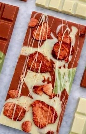White -Strawberry-matcha-chocolate.jpeg
