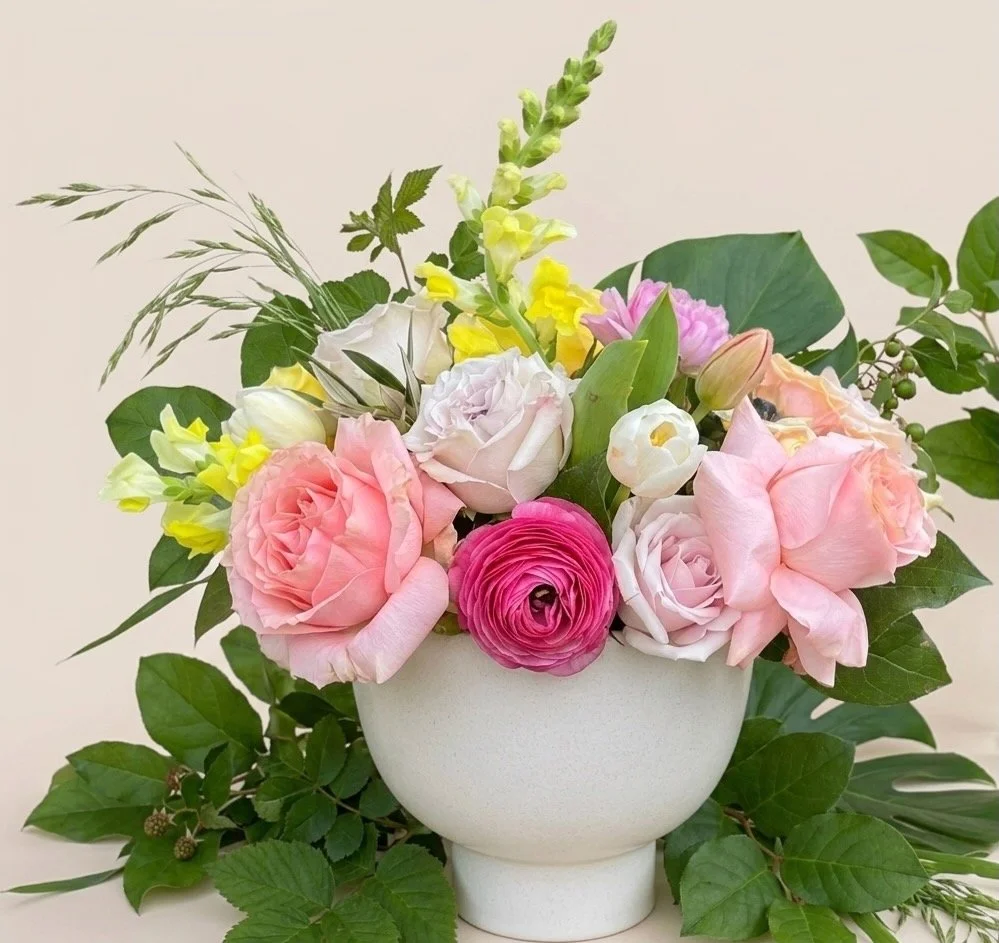 Friday-Weekly-subscriotions offered by Gifts of Flowers TA located in Agawam, Ma.. Delivered locally.