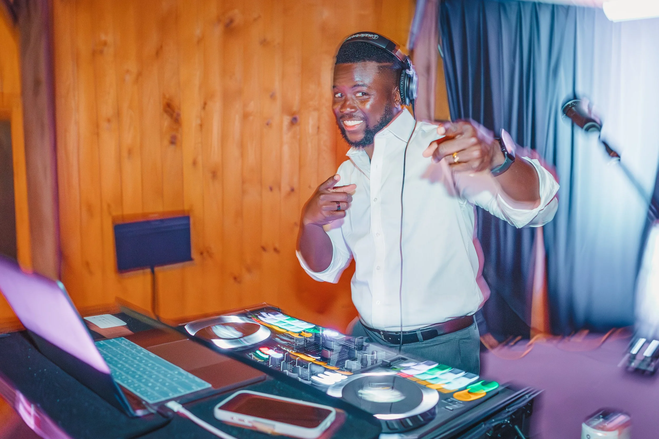 Minnesota Wedding DJ
Minneapolis Wedding DJ
Saint Paul Wedding DJ
Twin Cities Wedding DJ
Wedding DJ in Minnesota