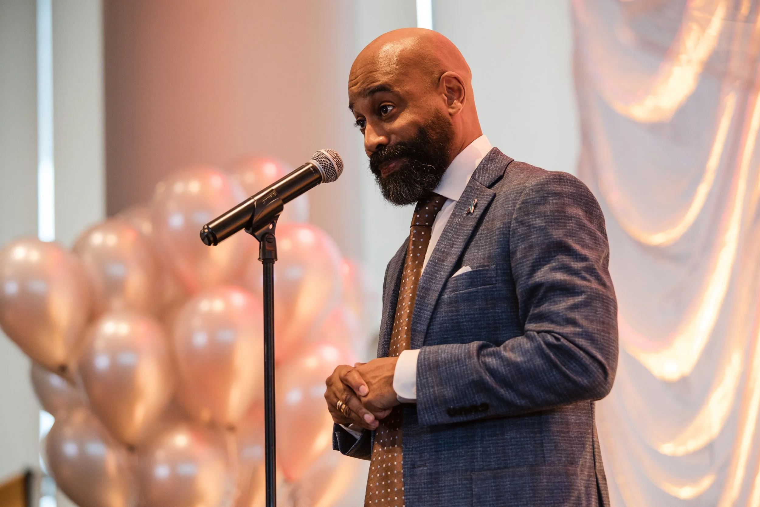 Justin Davis on stage.jpg