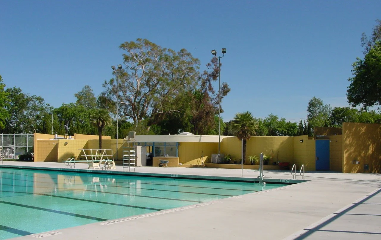 Lanark Park Pool + Bathhouse