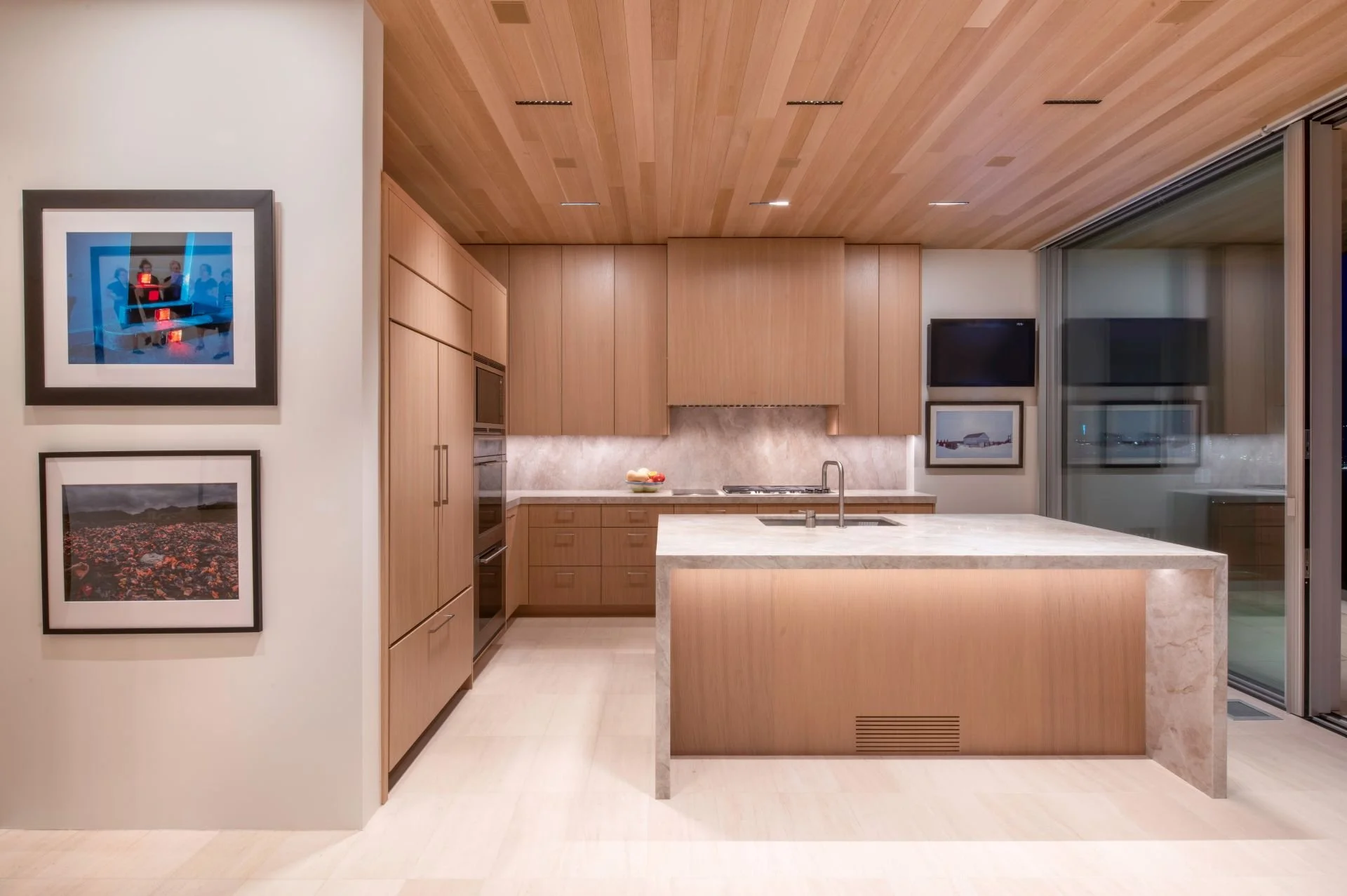 Salt Lake City Oikos Residence modern kitchen designed by Sparano + Mooney Architecture