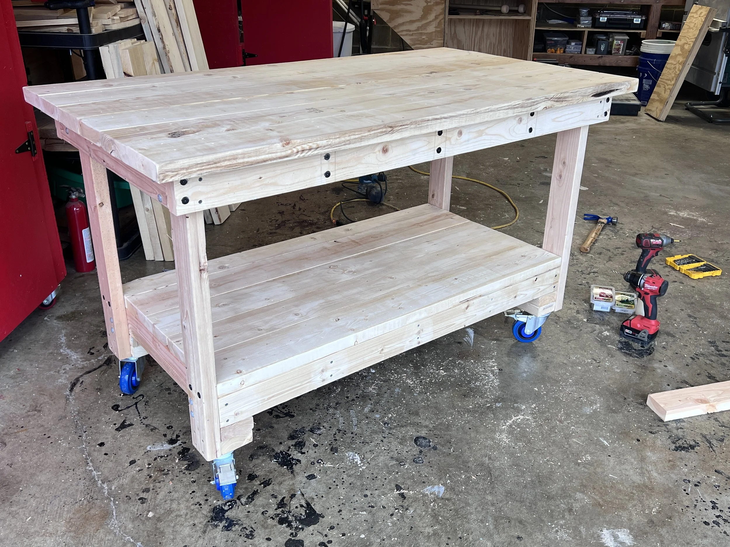 Rolling work bench made out of pine