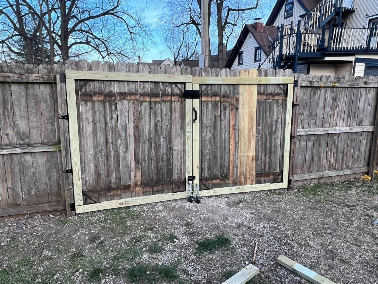 Double drive gate — rebuilt with new frames and hardware