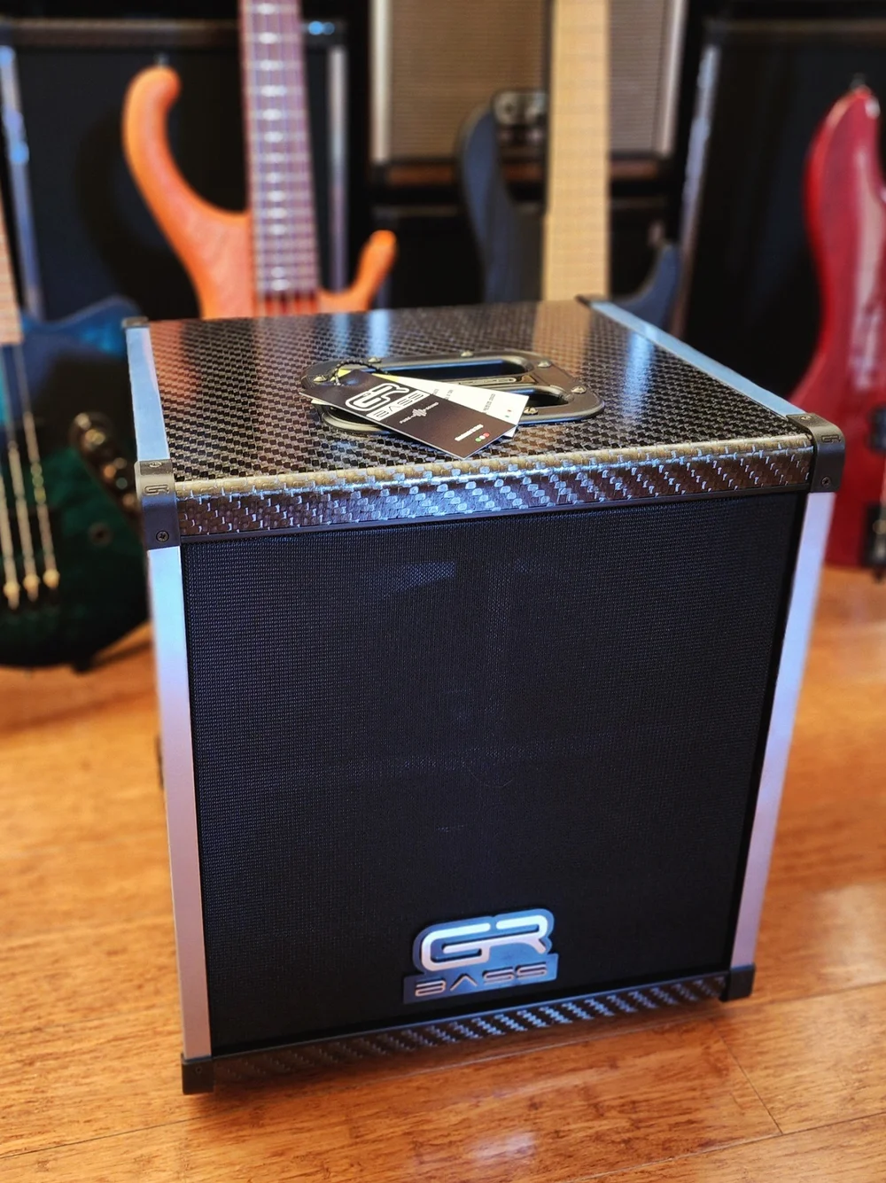 GRBass GR 210-7060 - Amplificatore combo per basso elettrico GRBass GR 210-7060 - Amplificatore combo per basso elettrico