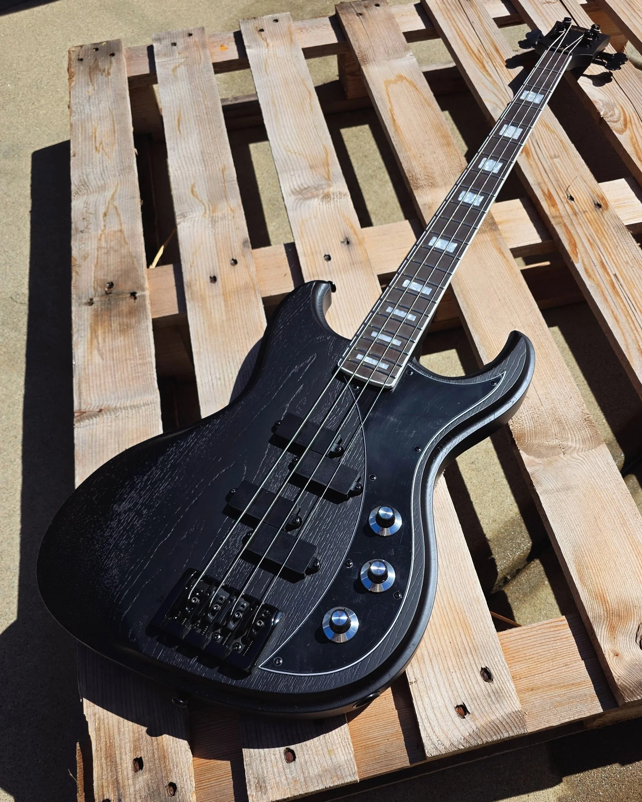 Dunable Gnarwhal DE Bass Matte Black | 35" 4-String Bass