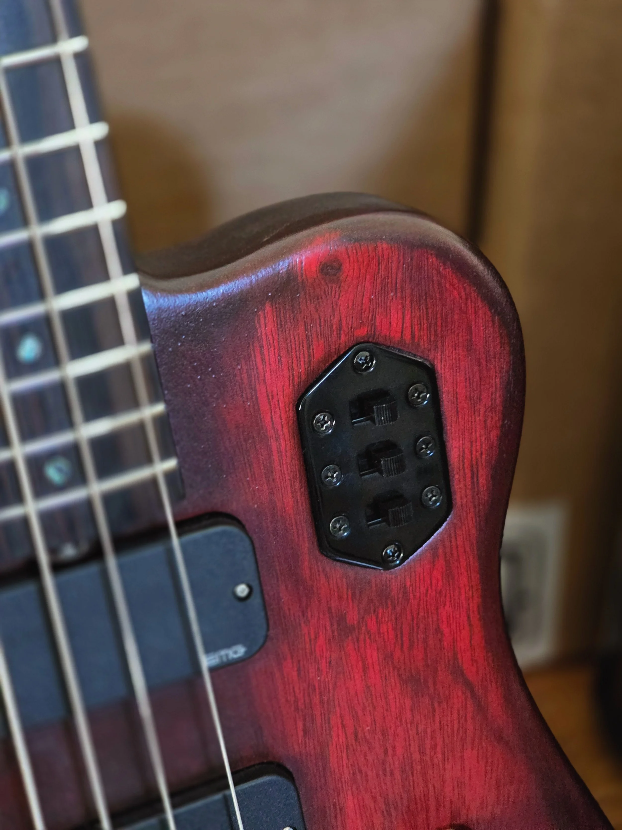 McGrath Rebel 4-String Bass Pickup selector