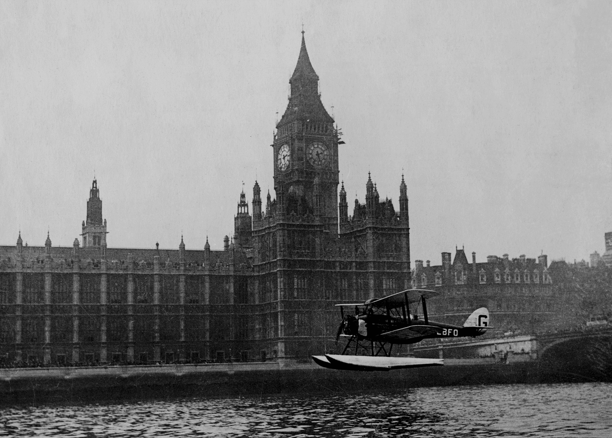 Sir Alan Cobham touching down in 1926, as he returns from his England to Australia flight