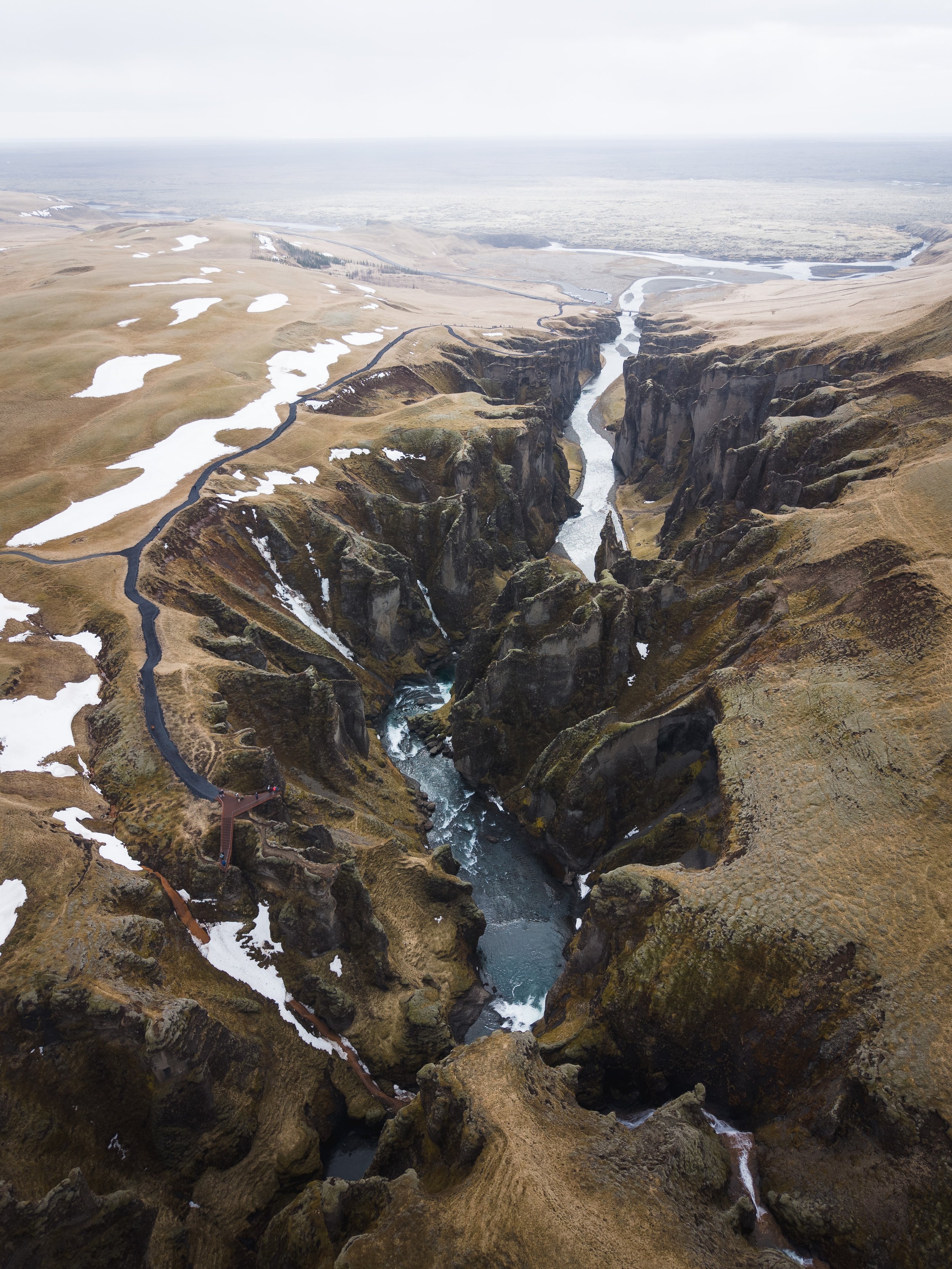 The canyon of Fjaðrárgljúfur shot with a drone gives an idea of it's dimensions