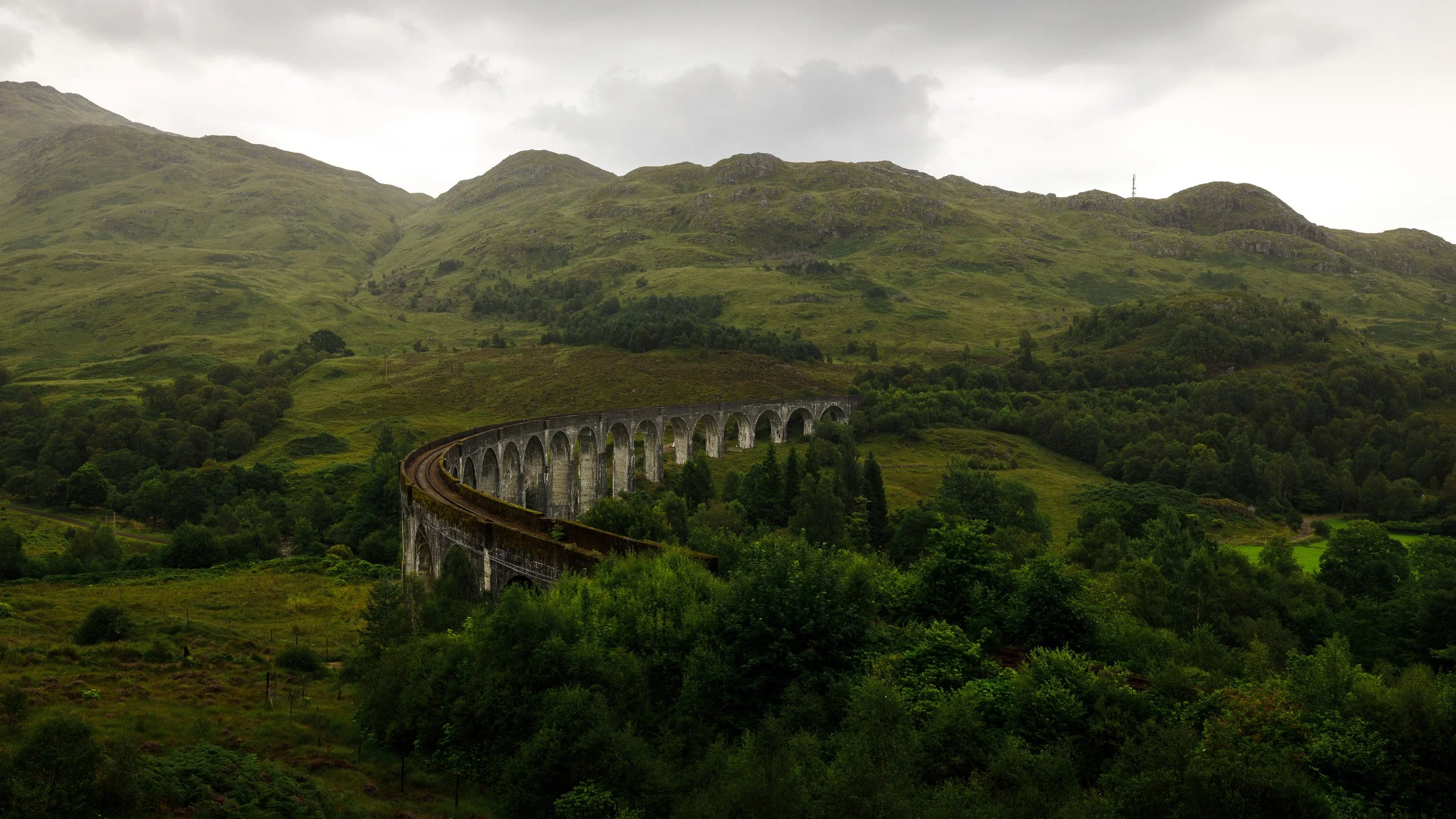 Glenfinnan Viaduct / Scotland