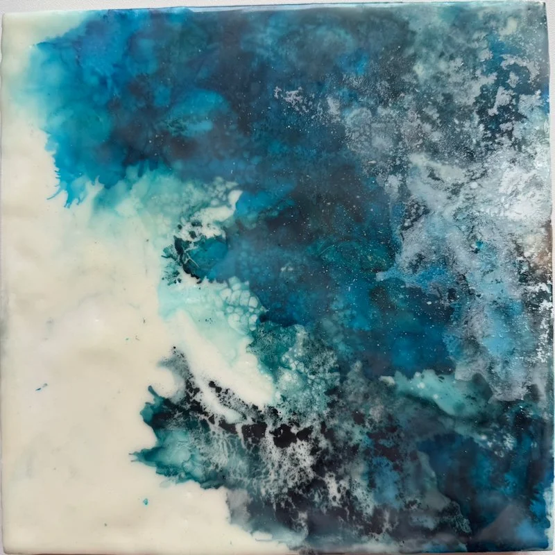 Moments suspended - B, Encaustic medium & Alcohol ink on board, 8"x 8" (24cm x 24cm framed) 