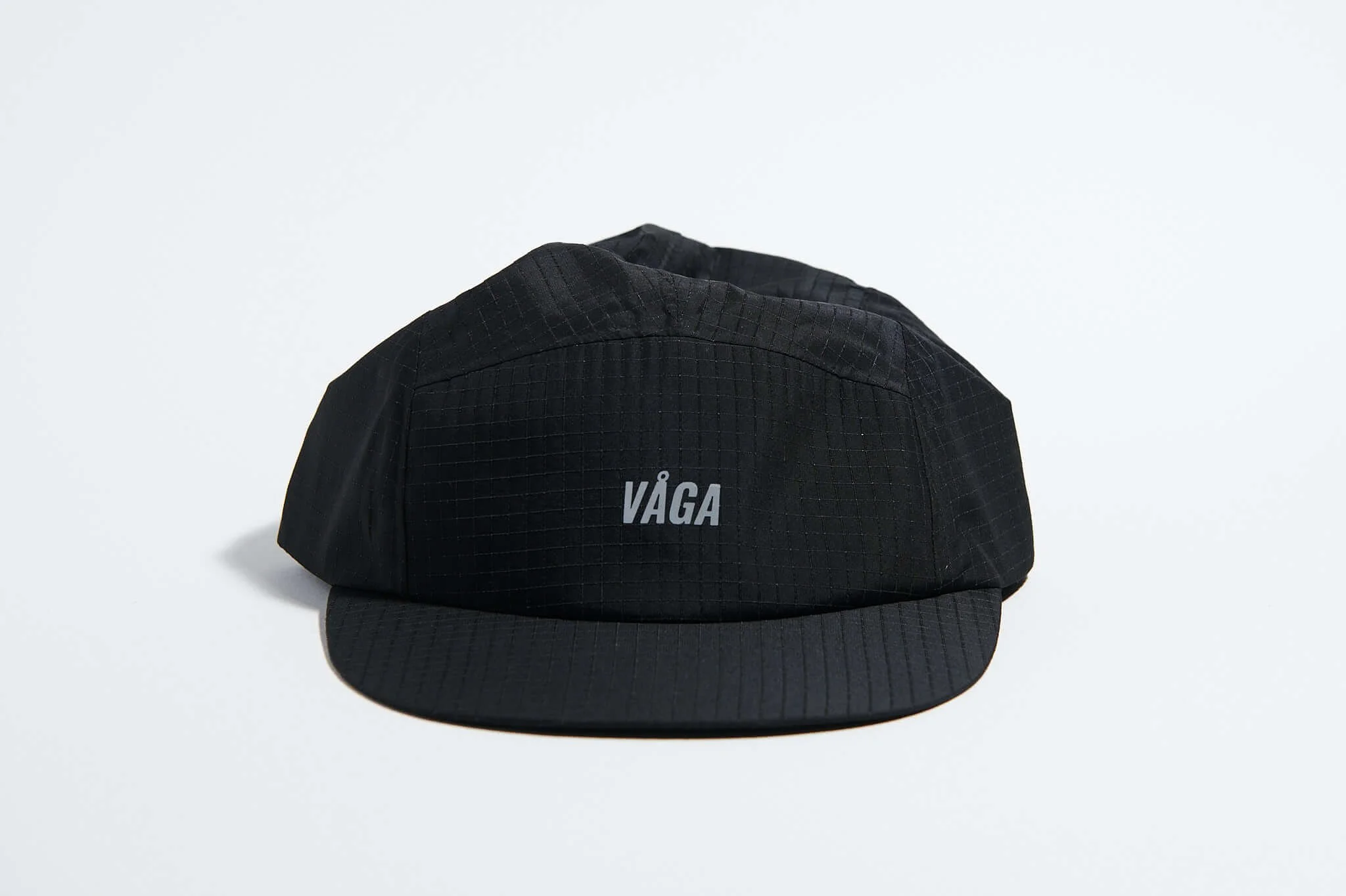 våga-night-club-cap-black-front.jpg