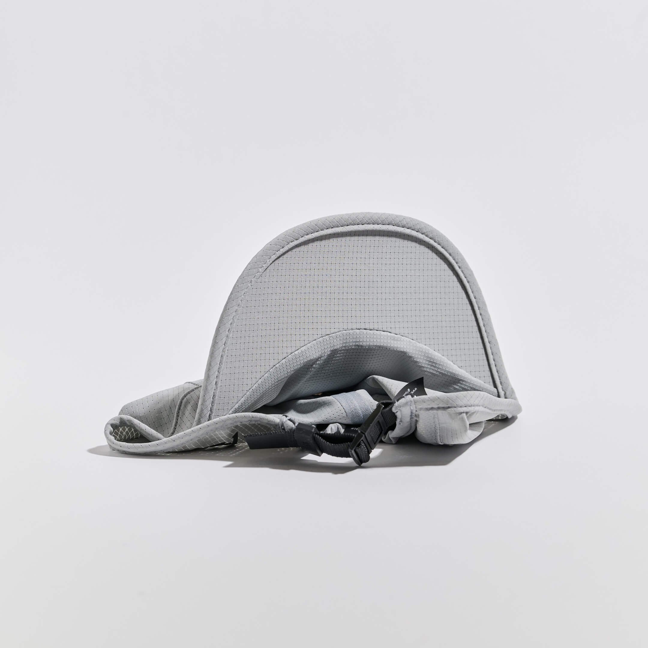 vaga-transit-lite-cap-unstructured-running-cap-aluminiumgrey-underneath.jpg