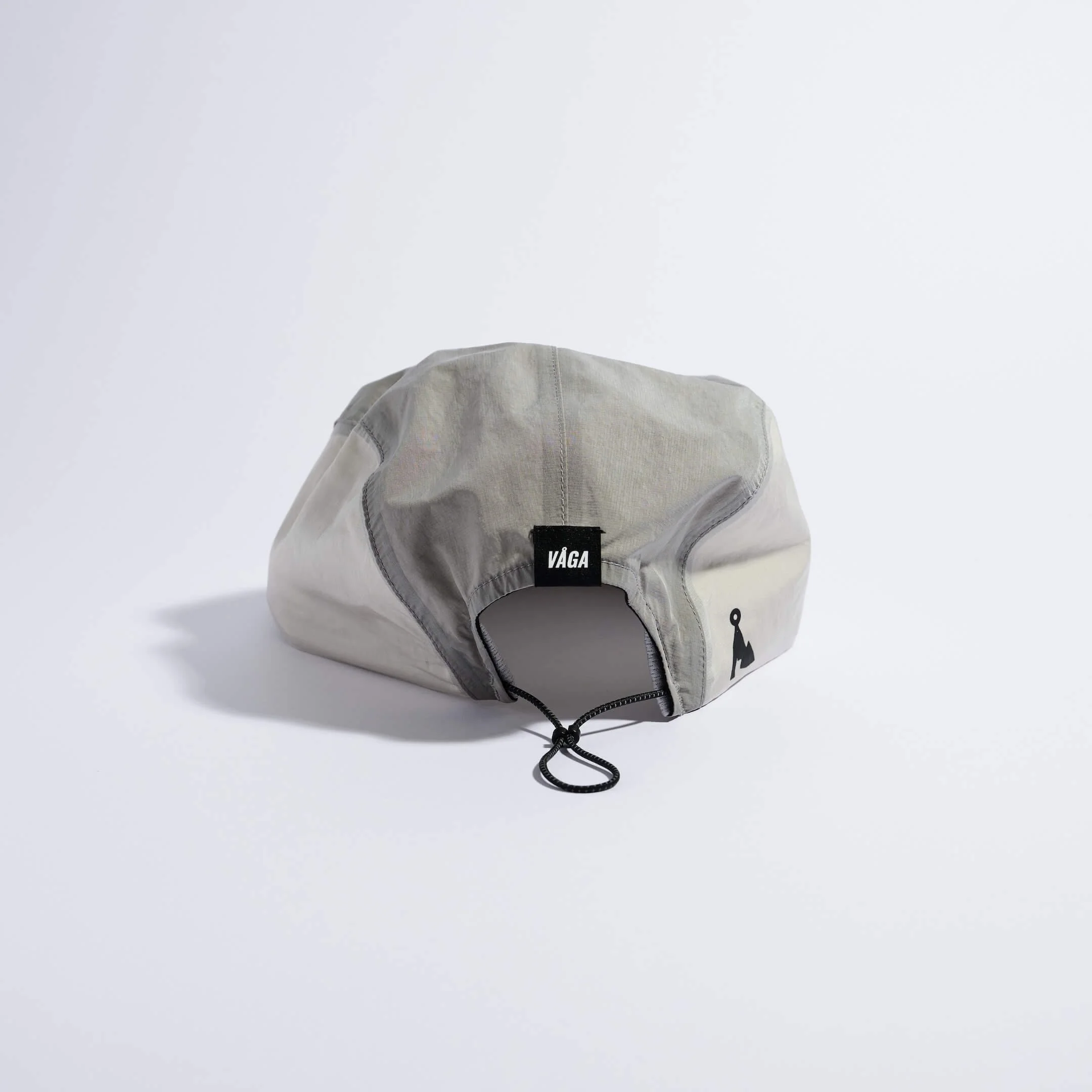 vaga-pacer-cap-running-cap-dustgrey-taupe-back.jpg