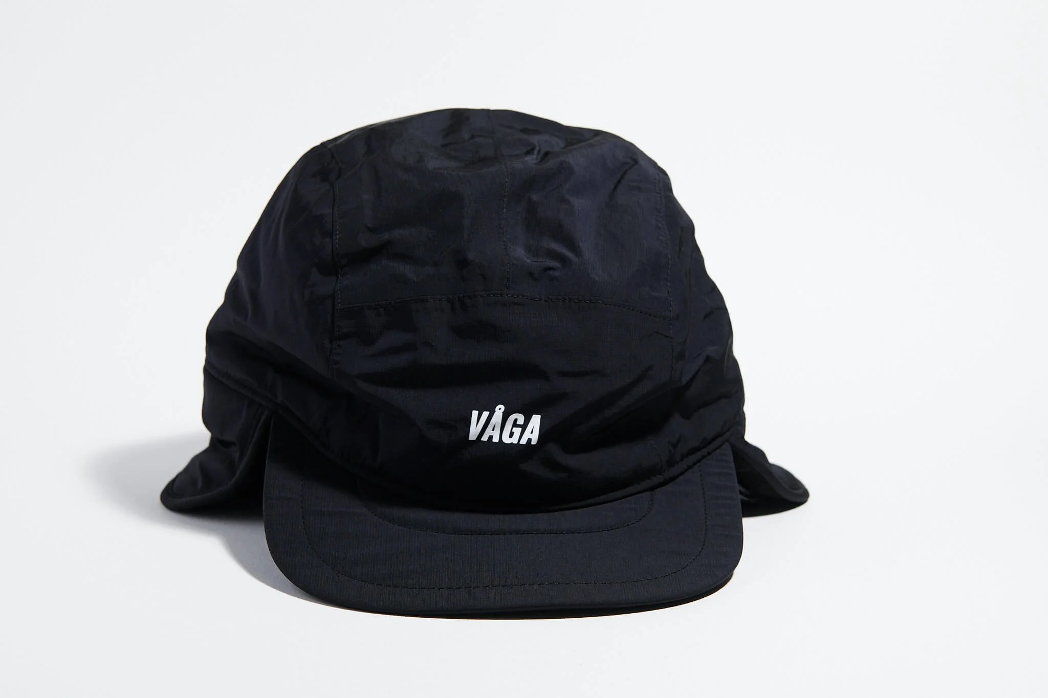 våga-padded-hiker-cap-black-front.jpg