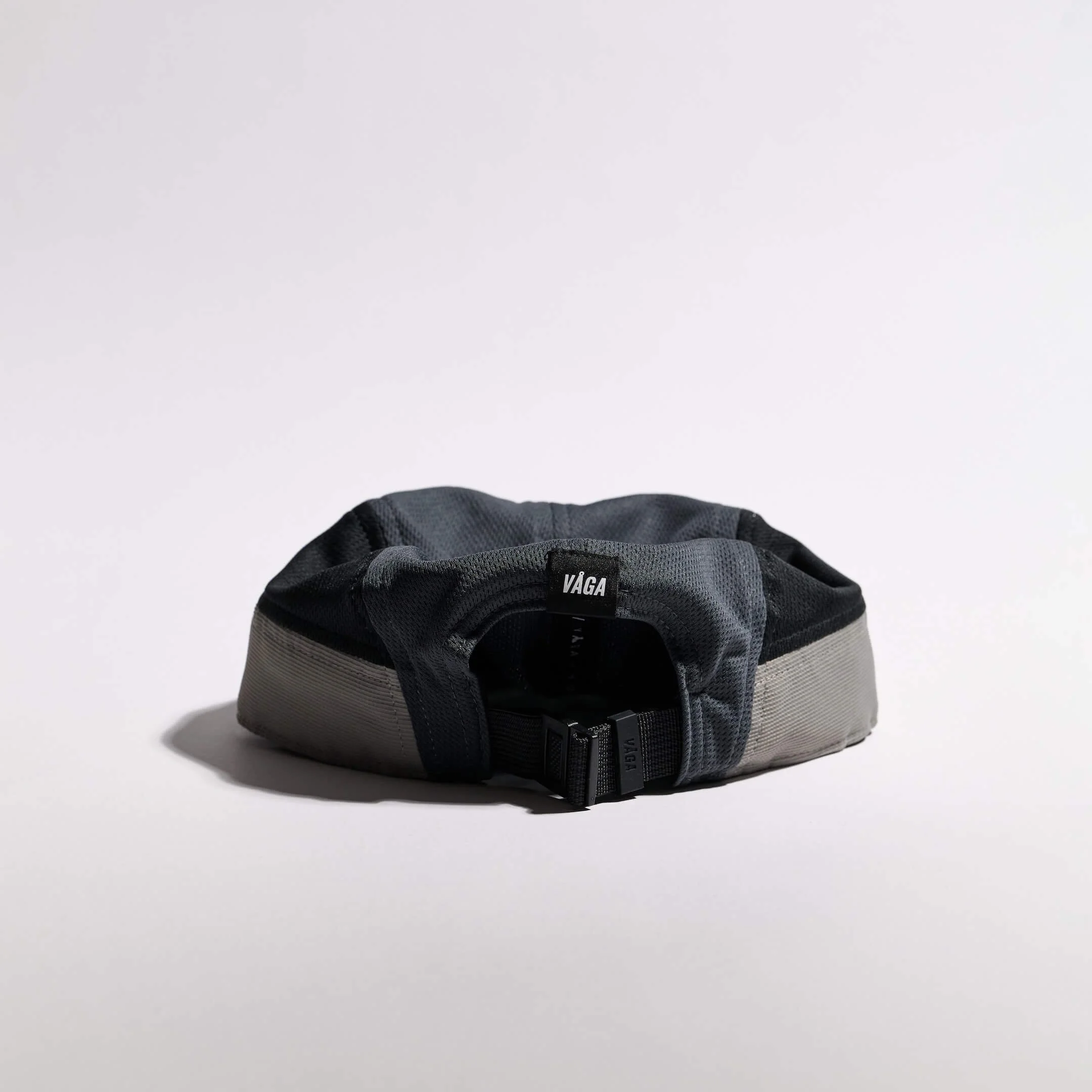 vaga-club-cap-running-cap-LightGrey-MidGrey-Black-back.jpg