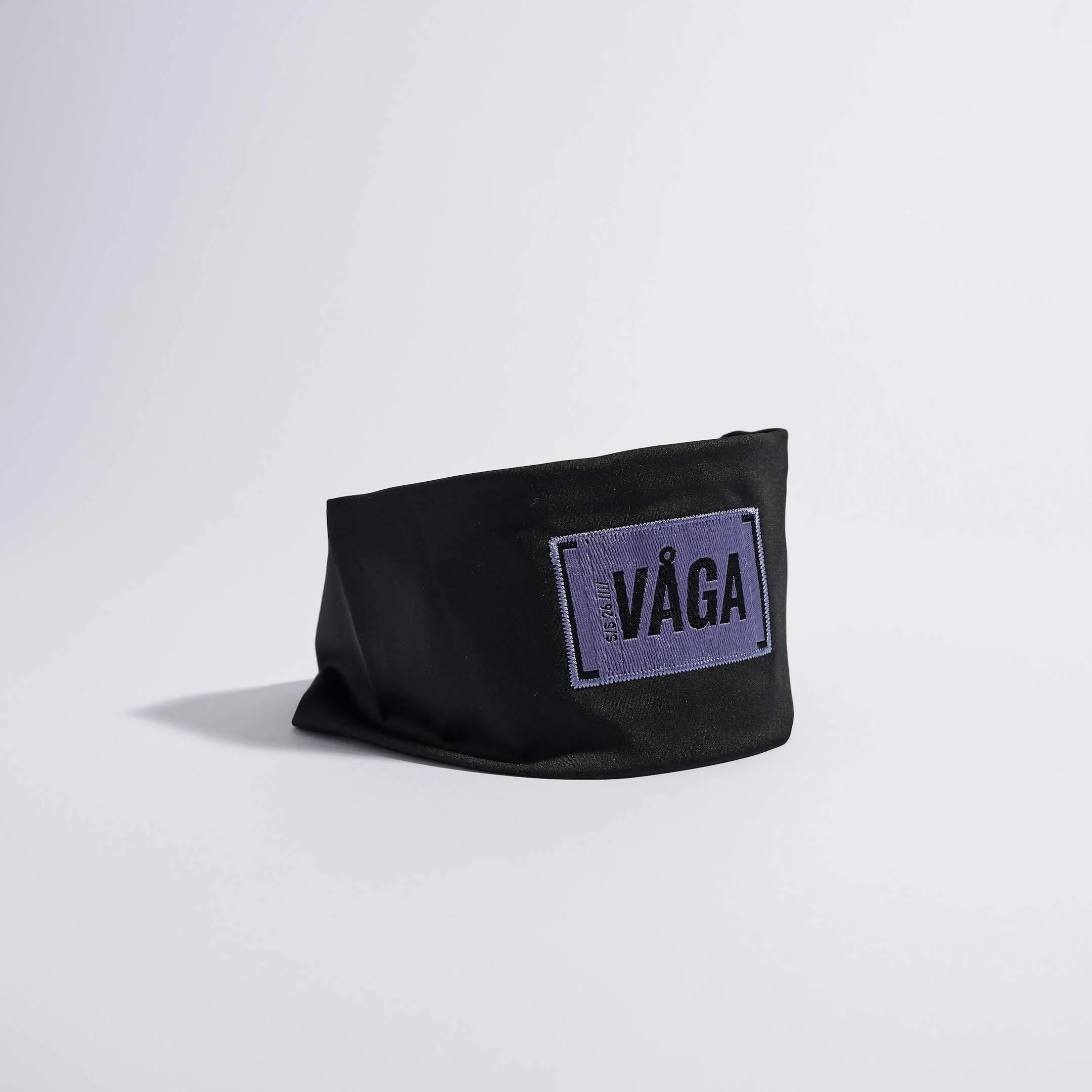 vaga-midweight-supersoft-running-headband-black-stood.jpg