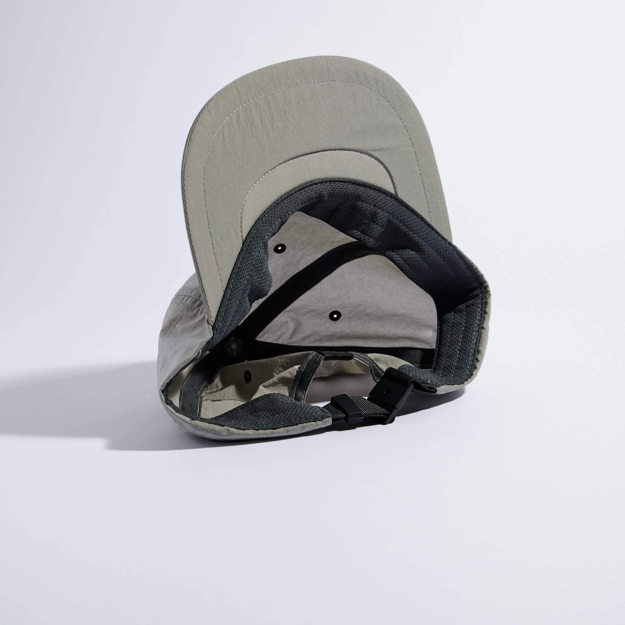 vaga-drift-cap-running-cap-midgrey-underneath.jpg