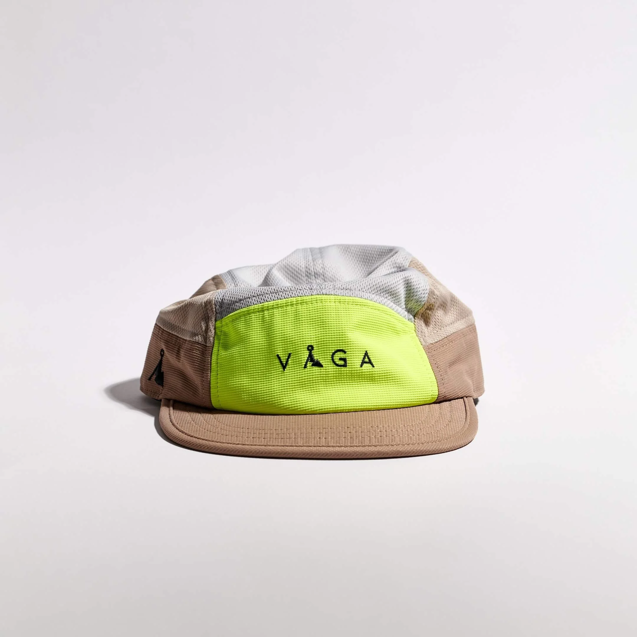 vaga-club-cap-running-cap-Taupe-NeonYellow-LightGrey-front.jpg