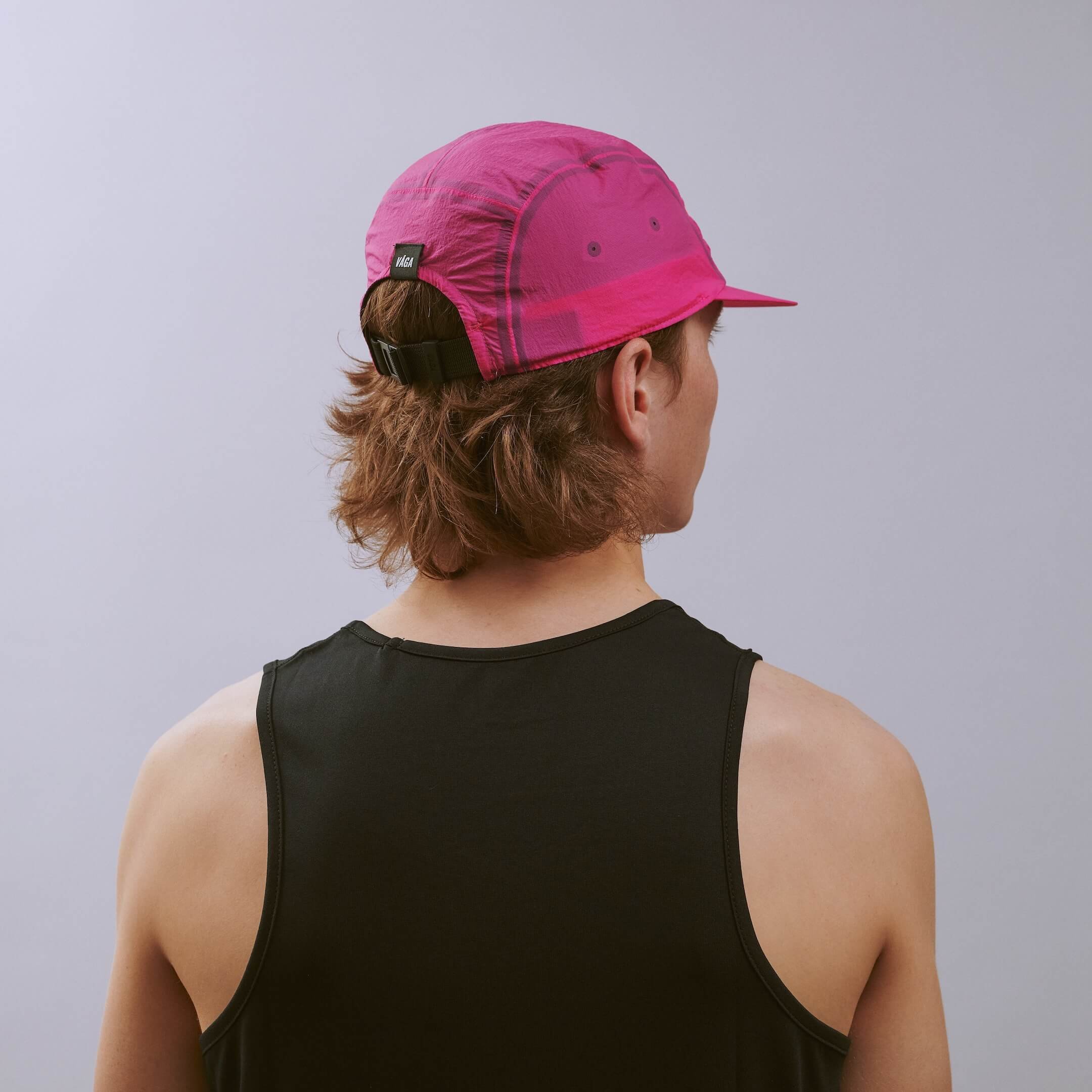 vaga-feather-edge-cap-racing-cap-brightpink-e-model-angle.jpg