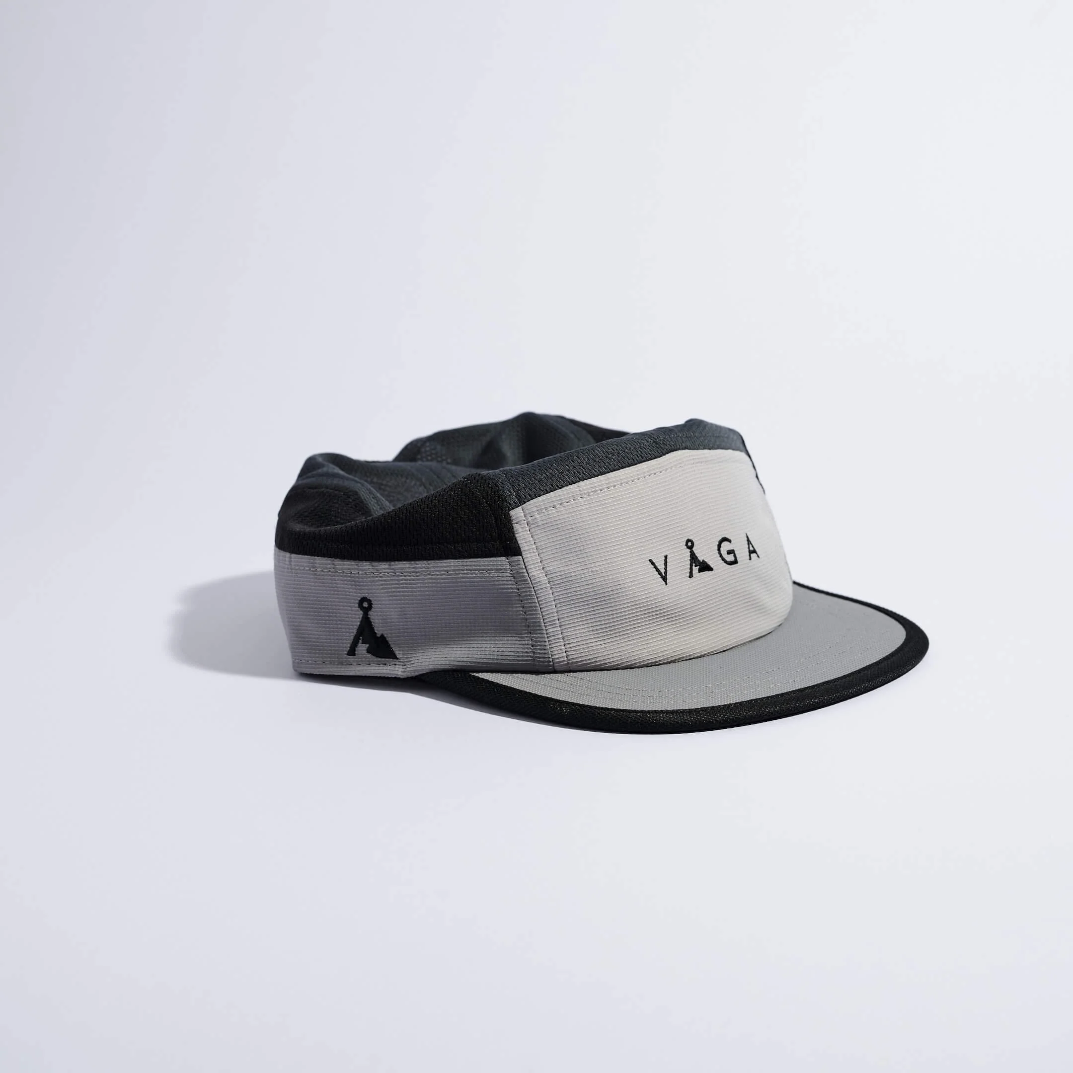 vaga-club-cap-running-cap-LightGrey-MidGrey-Black-angle.jpg