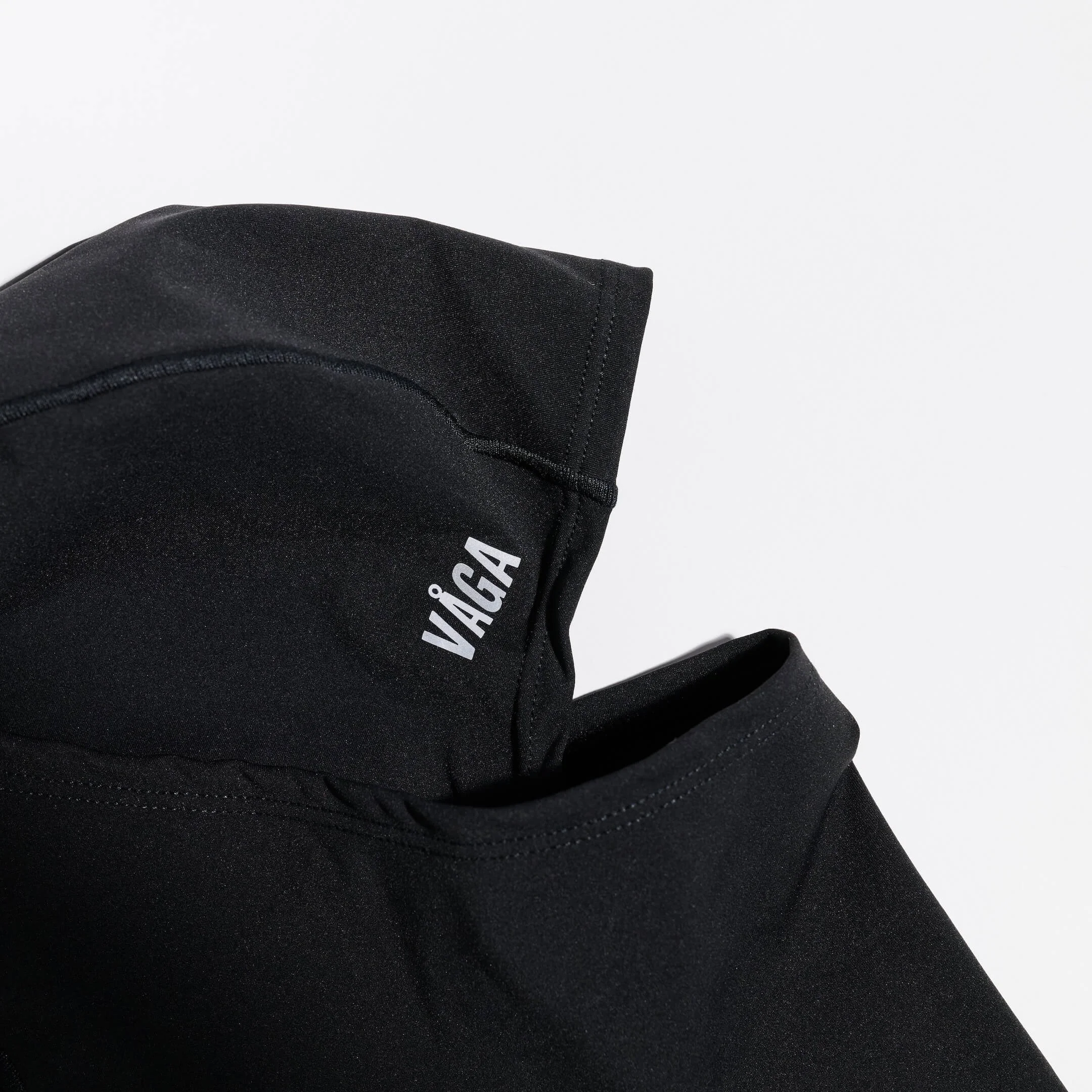 vaga-running-balaclava-black-detail-front.jpg