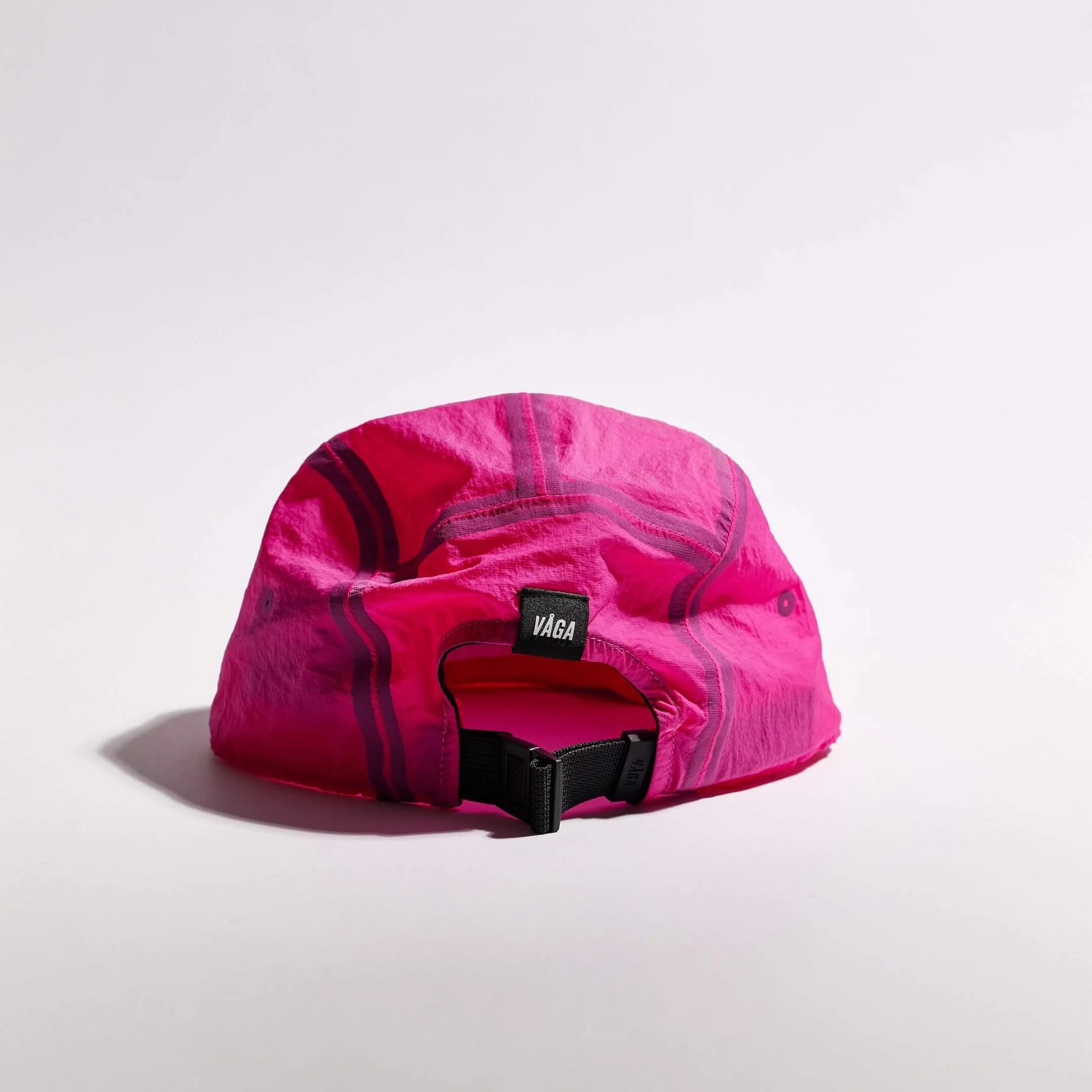 vaga-feather-edge-cap-racing-cap-brightpink-back.jpg