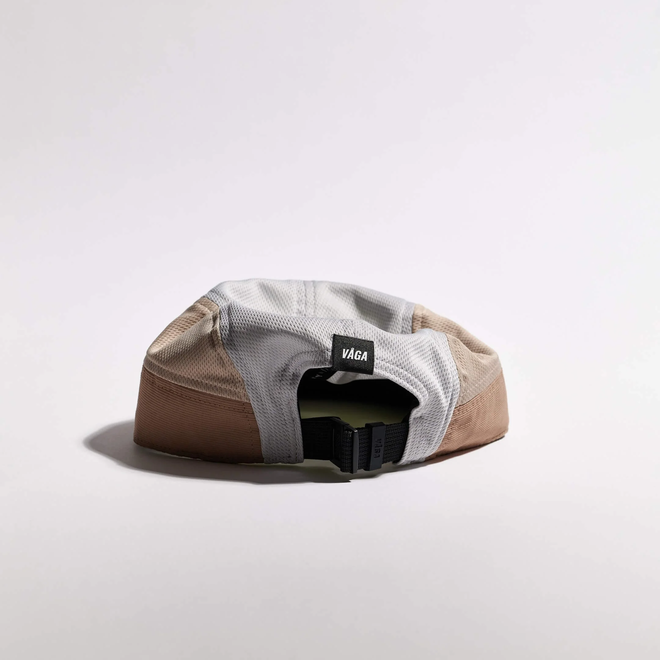 vaga-club-cap-running-cap-Taupe-NeonYellow-LightGrey-back.jpg