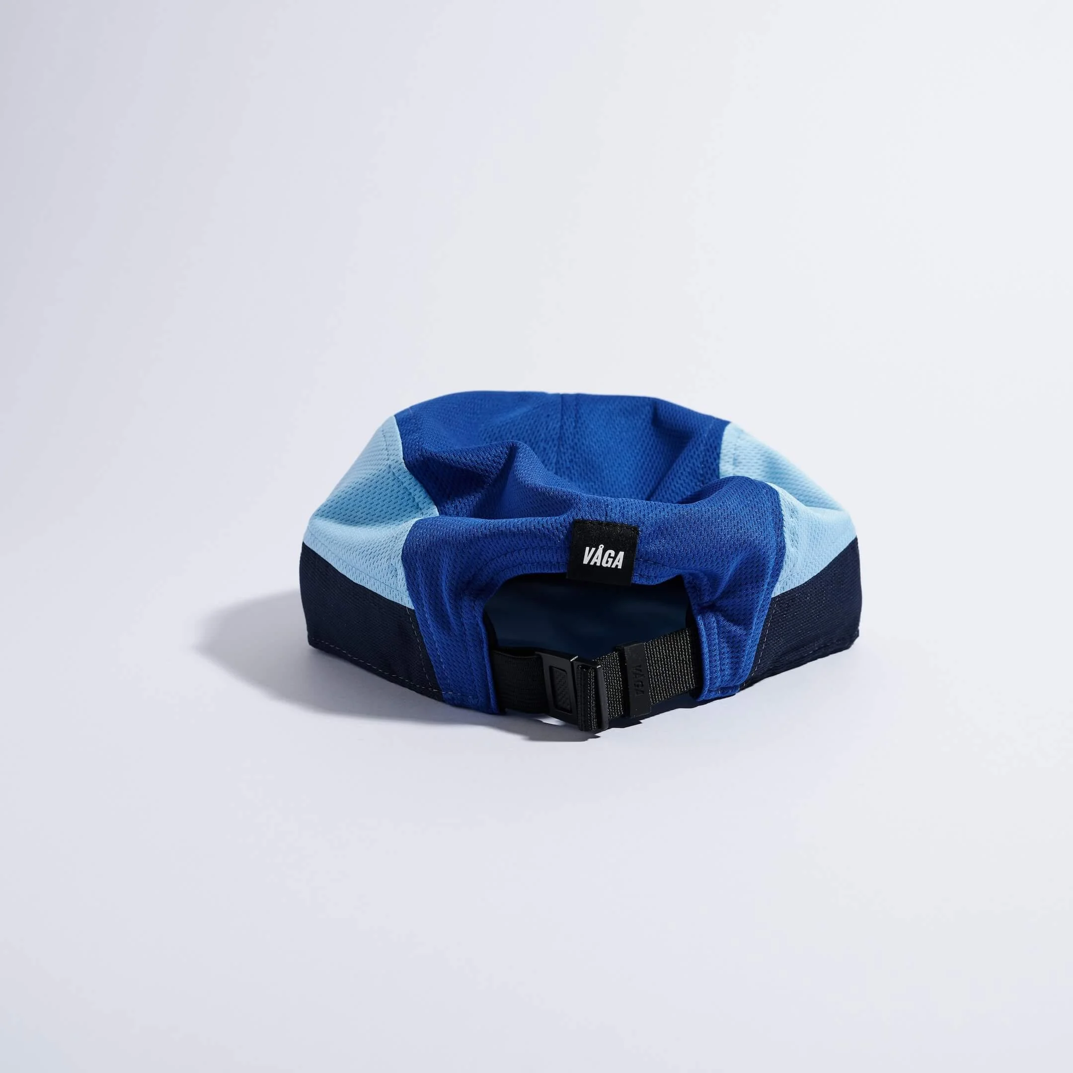 vaga-club-cap-running-cap-bluebird-back.jpg