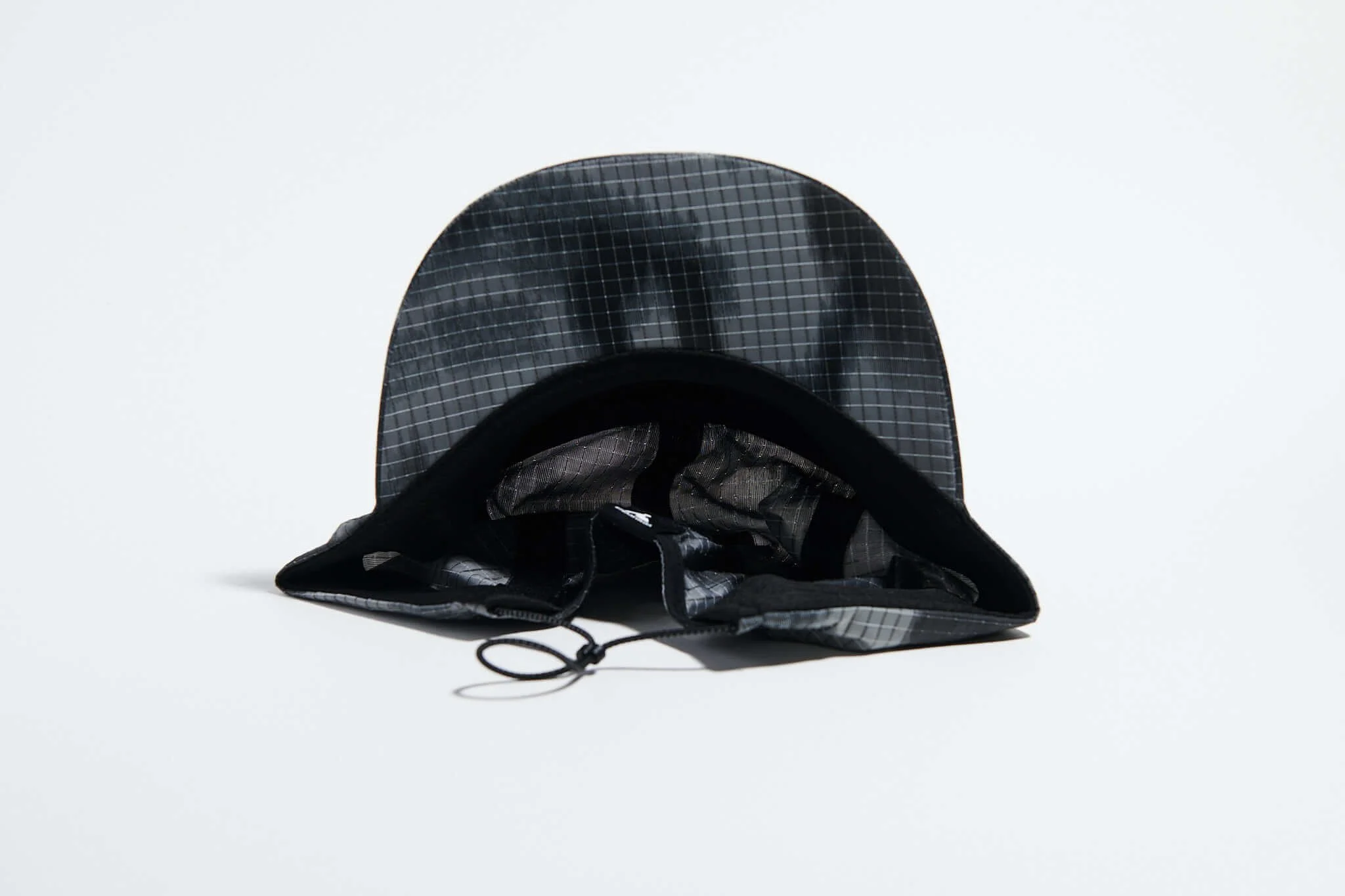 våga-night-club-cap-black-grey-underneath.jpg