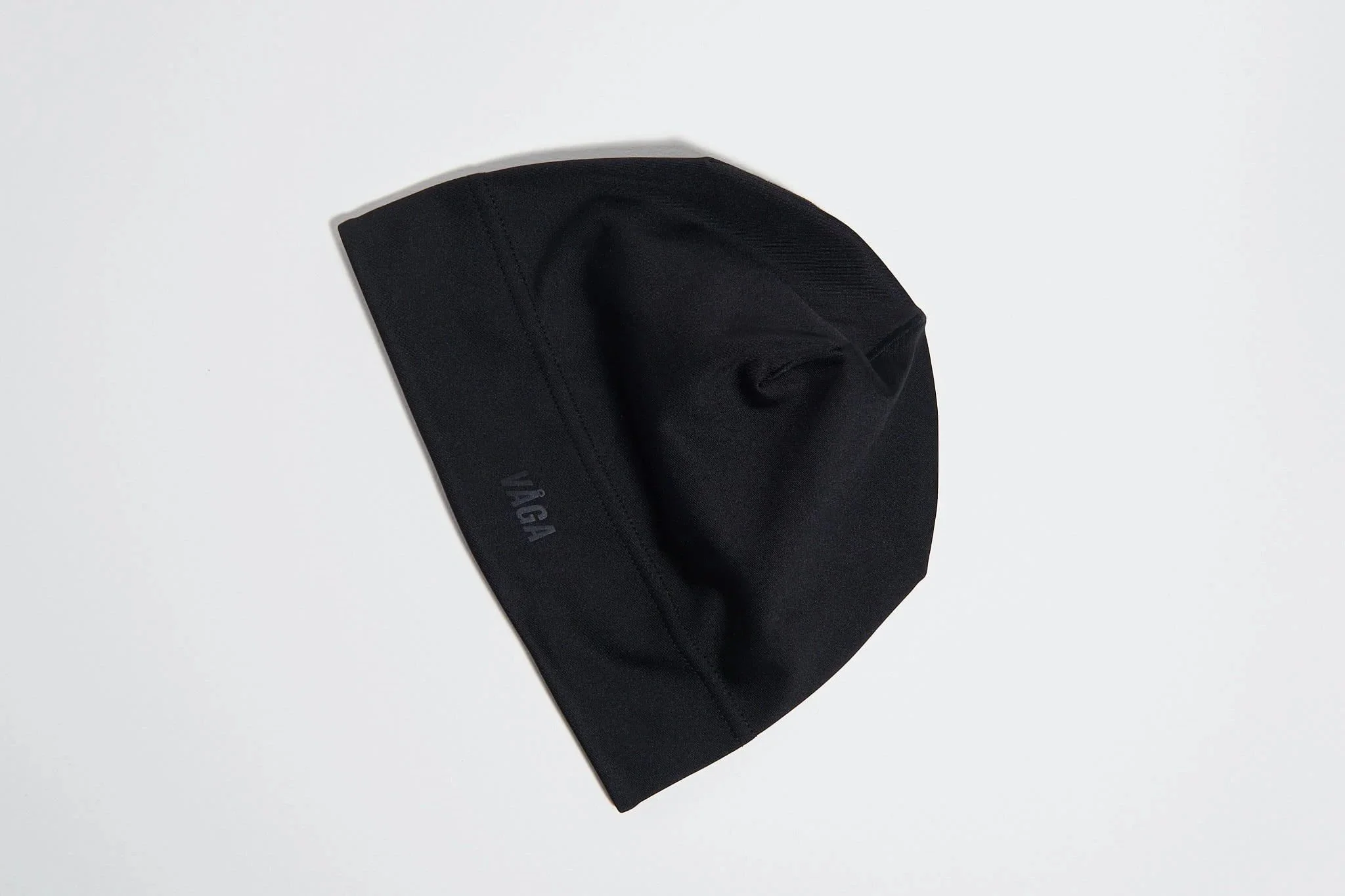 va%CC%8Aga-performance-skull-cap-black-angle.jpg